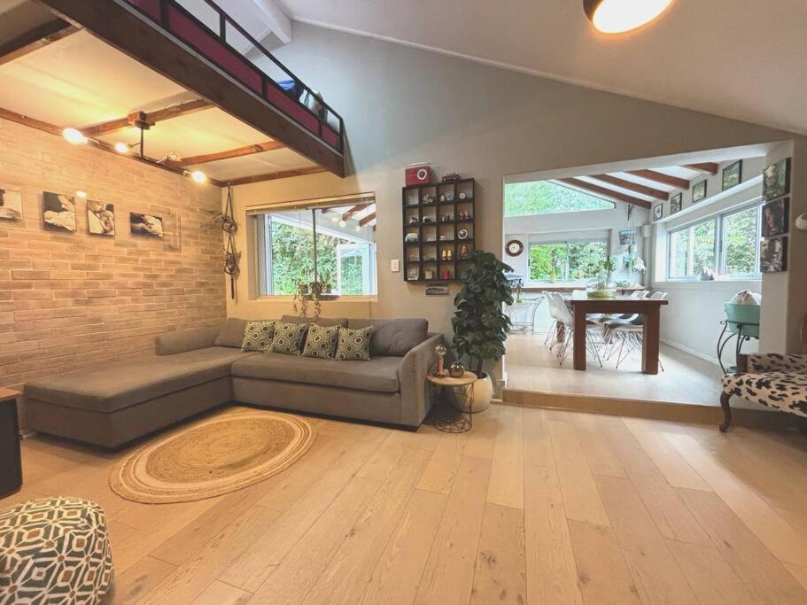 Mountain Sanctuary Villa !