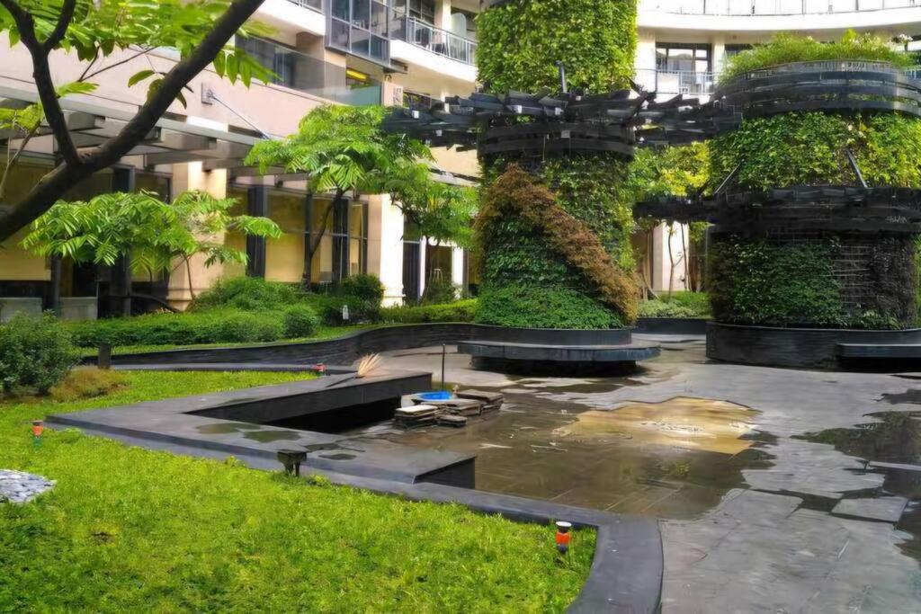 Green Flat Studio in Gramercy Makati with Netflix view 5