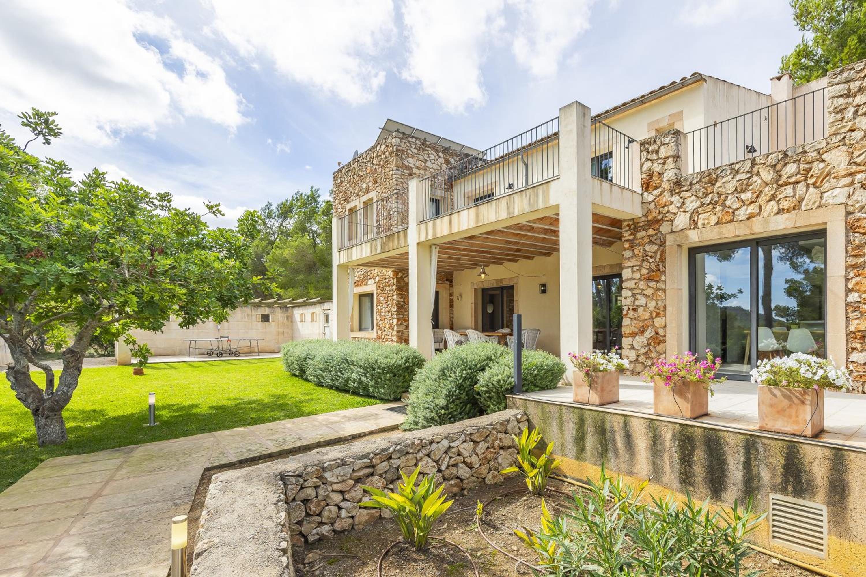 Villa Pins