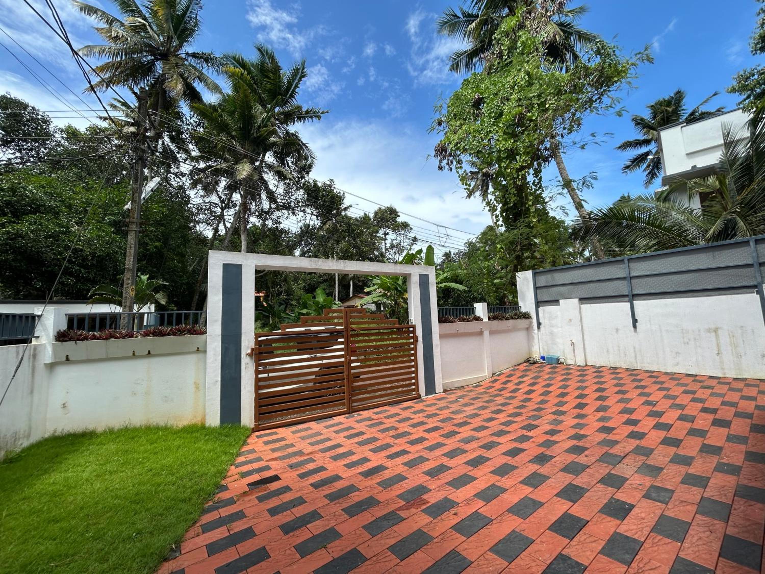 Vaisharad Homestay Near Kovalam Beach