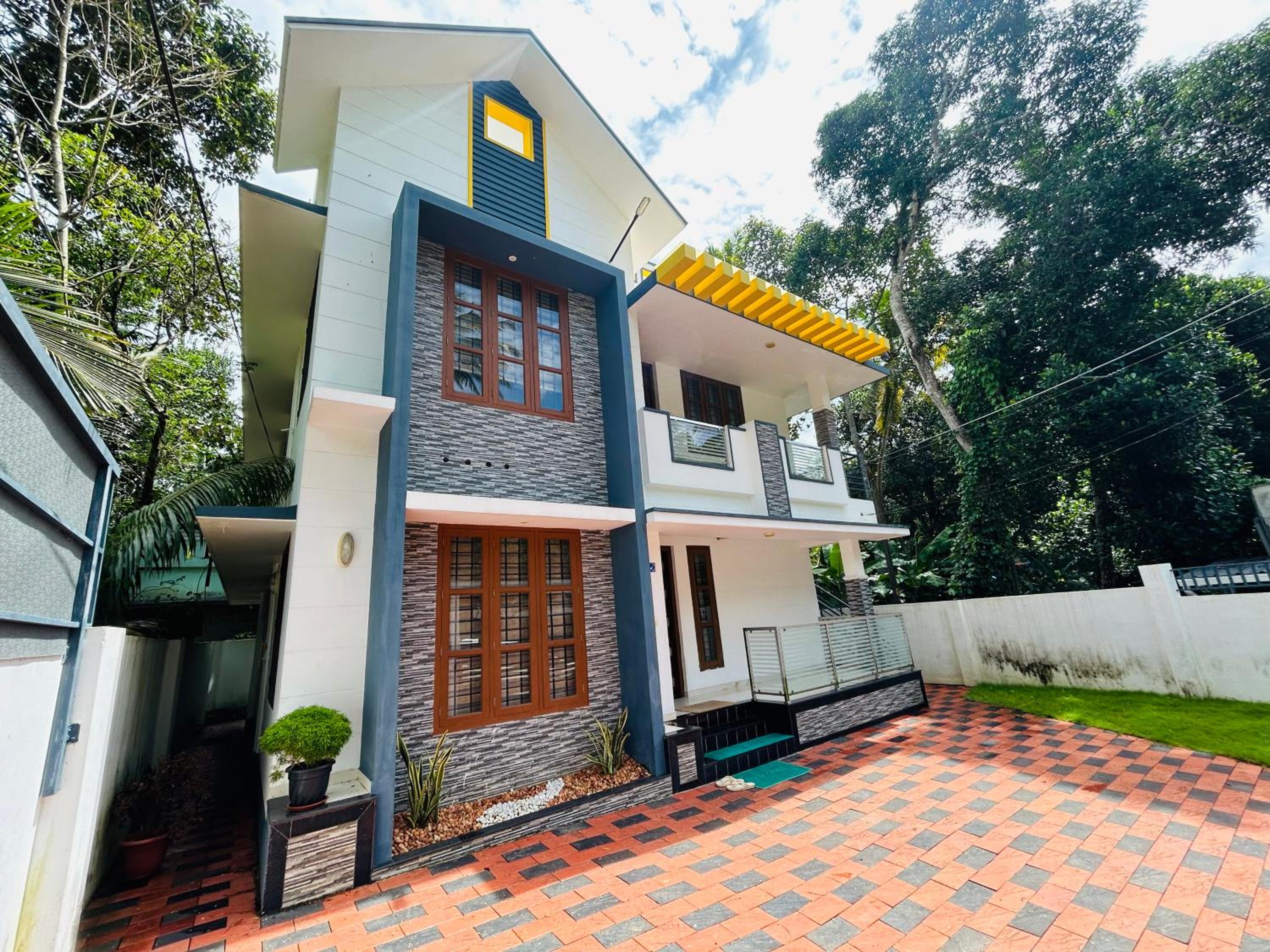 Vaisharad Homestay Near Kovalam Beach