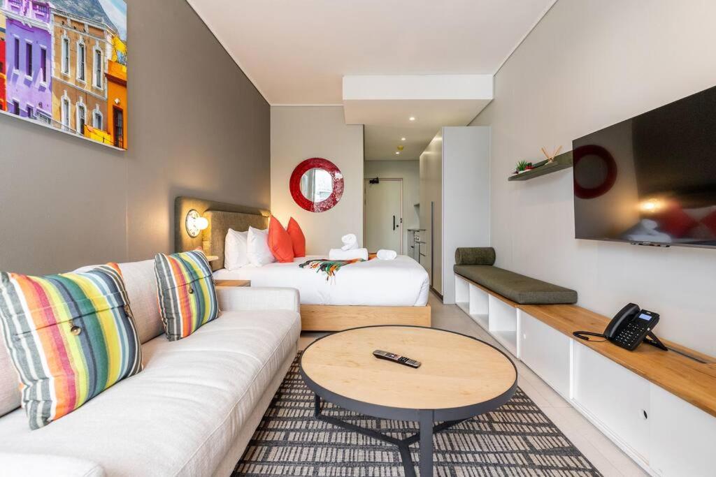 The Rose 608 - Stylish City Centre Studio