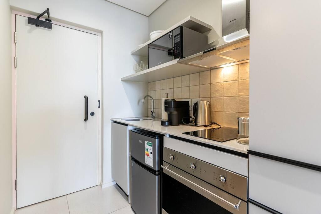 The Rose 608 - Stylish City Centre Studio