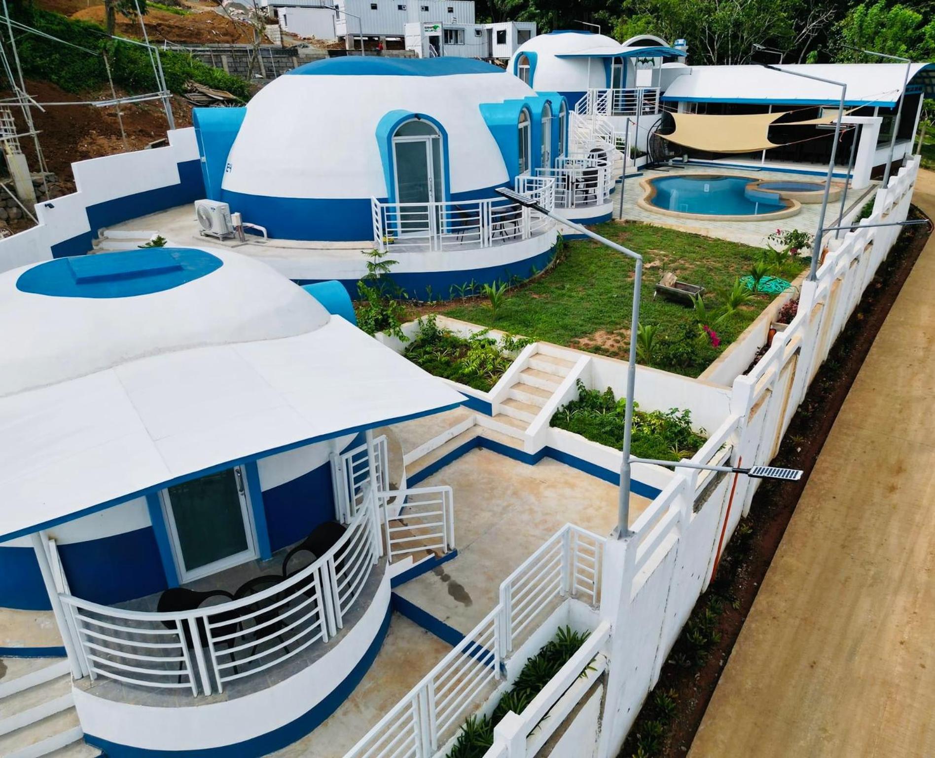 SkyMount Resort