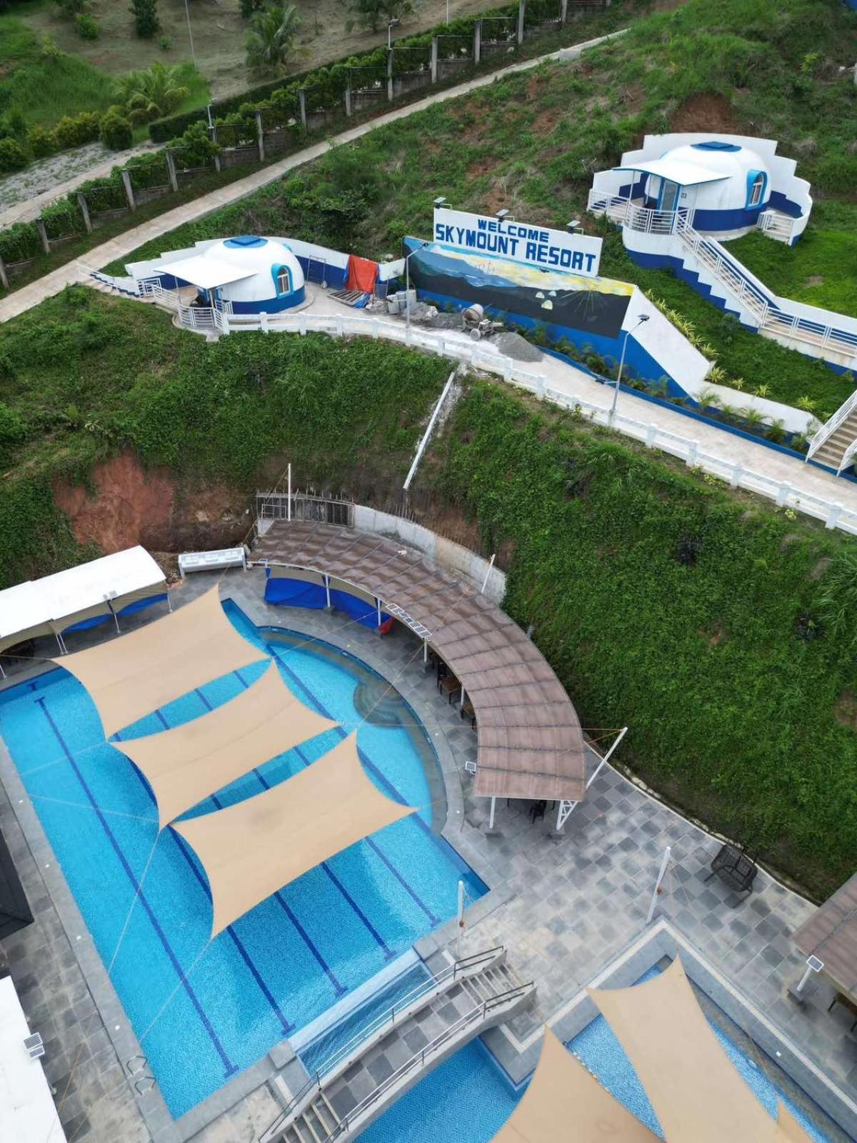 SkyMount Resort