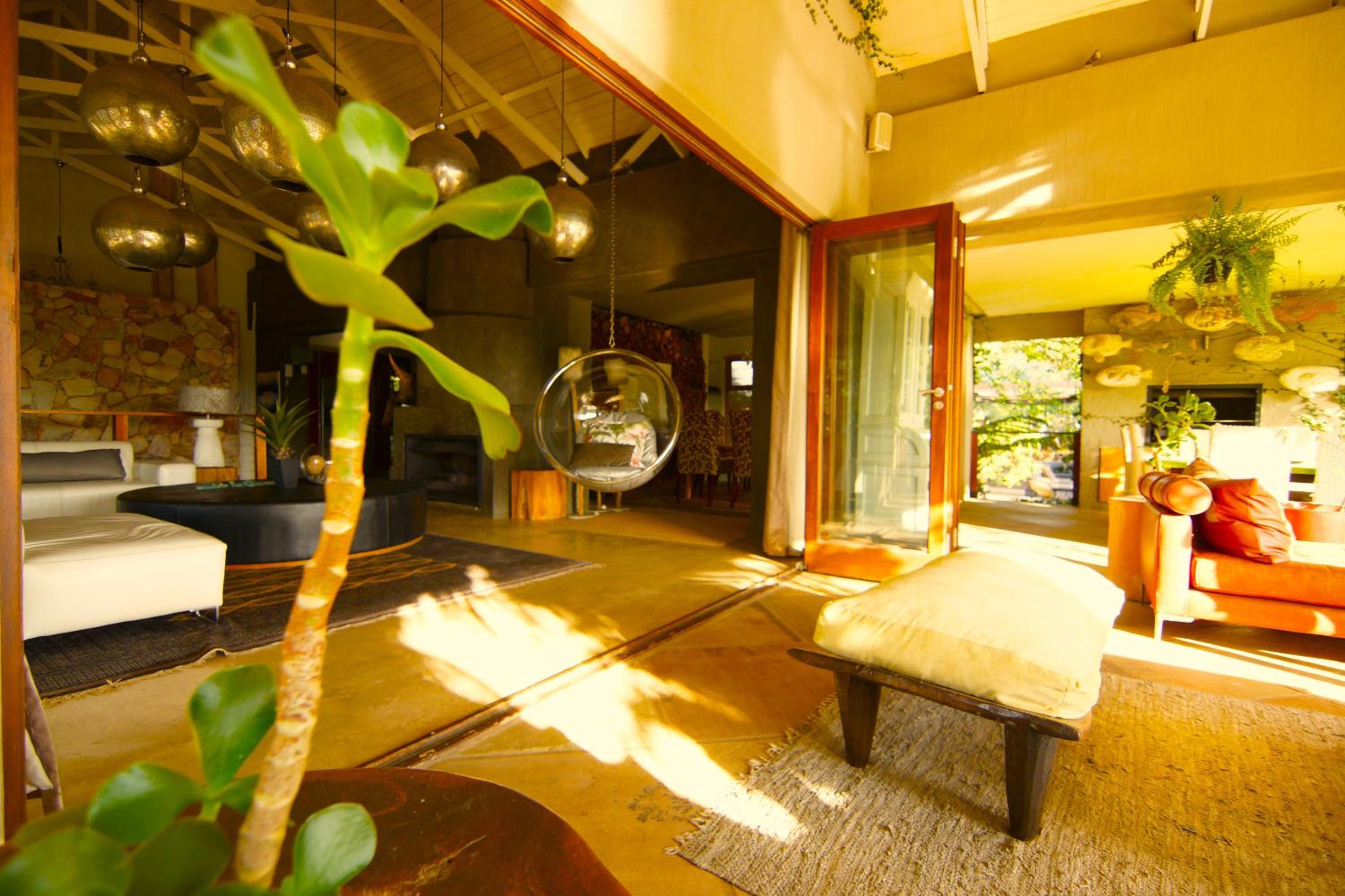 4BR Villa - Fast Wi-Fi - Pool and Garden - Kyalami view 4