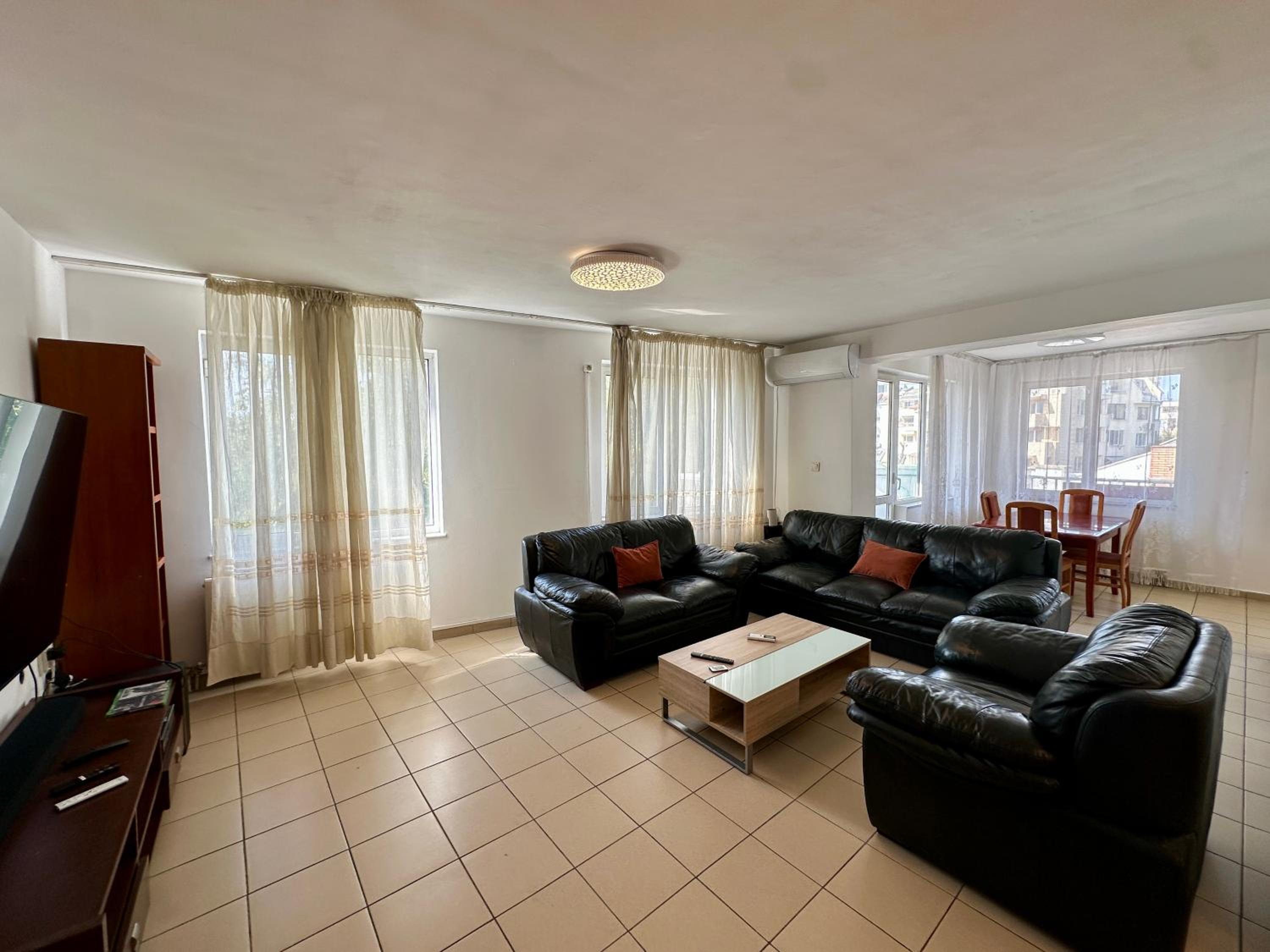 Central District 3 Bedroom Place