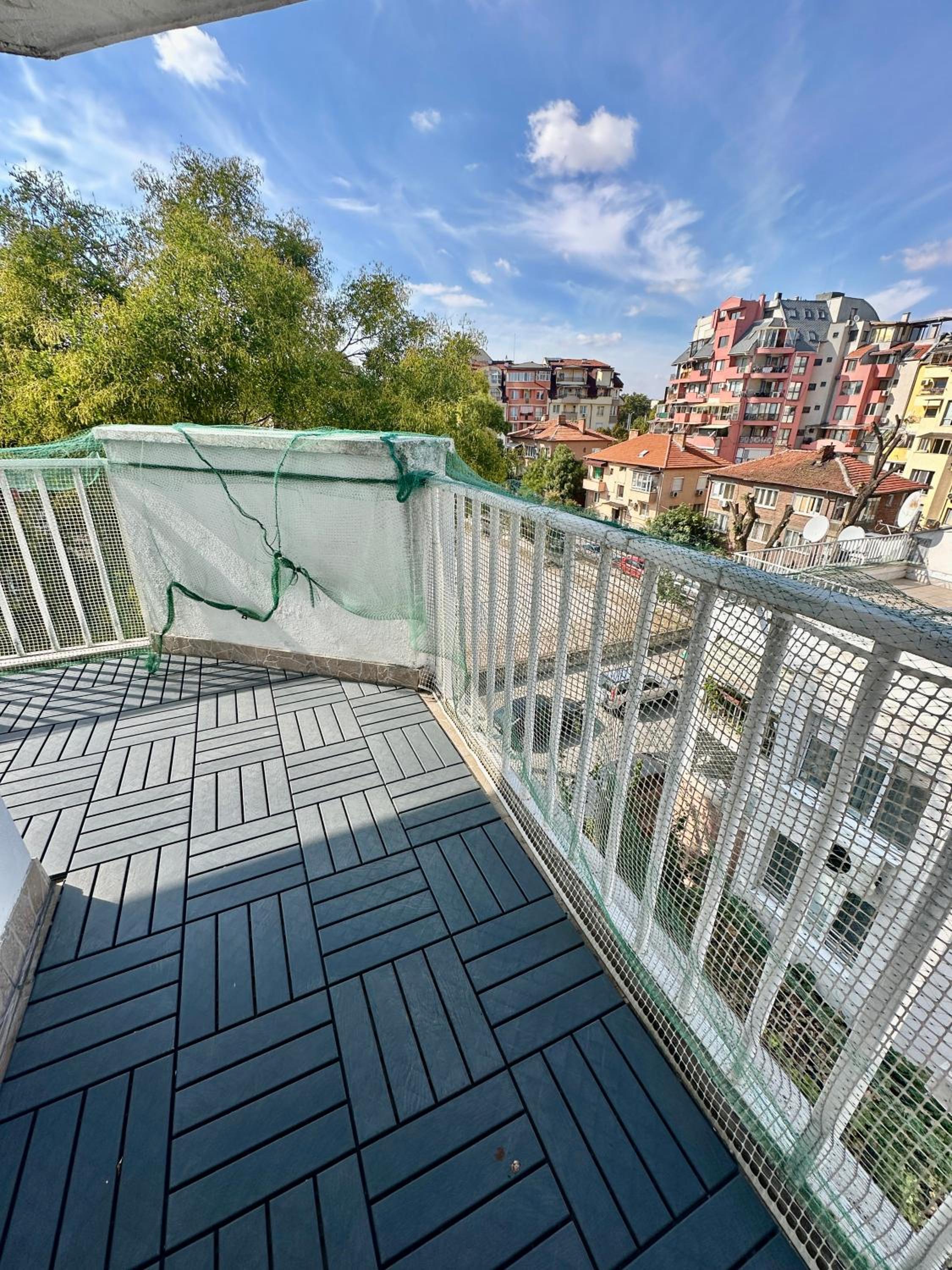 Central District 3 Bedroom Place