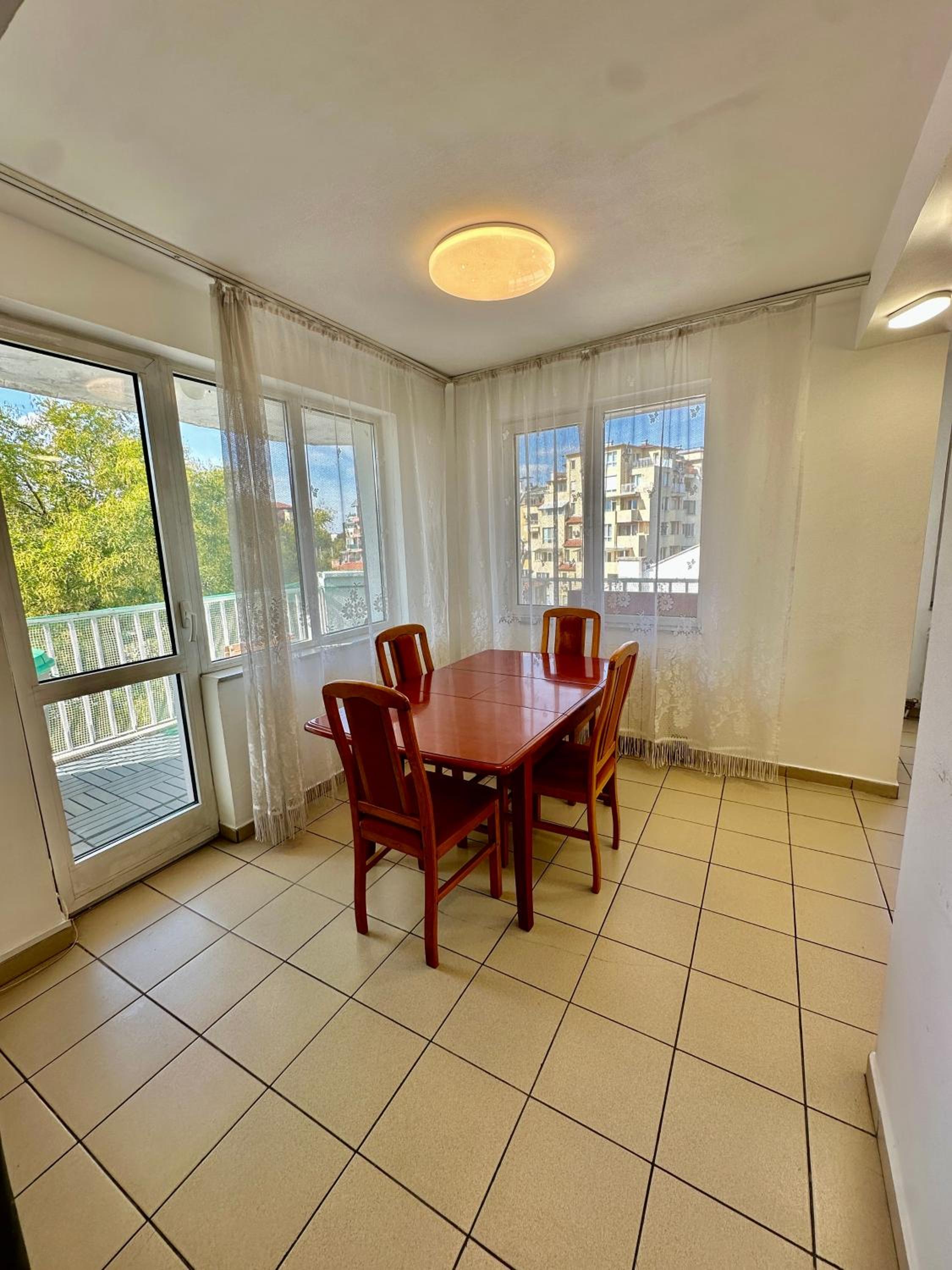 Central District 3 Bedroom Place