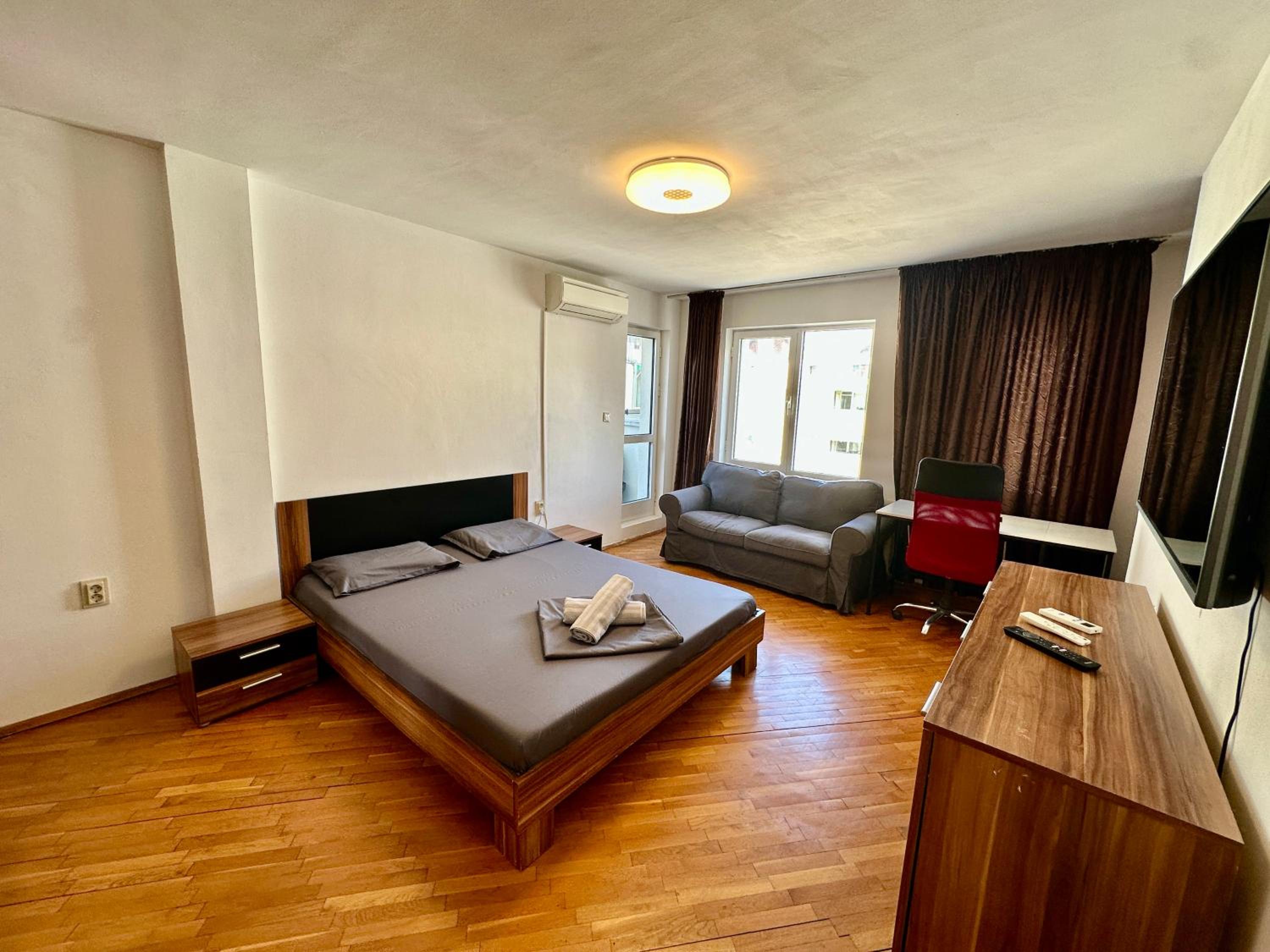Central District 3 Bedroom Place