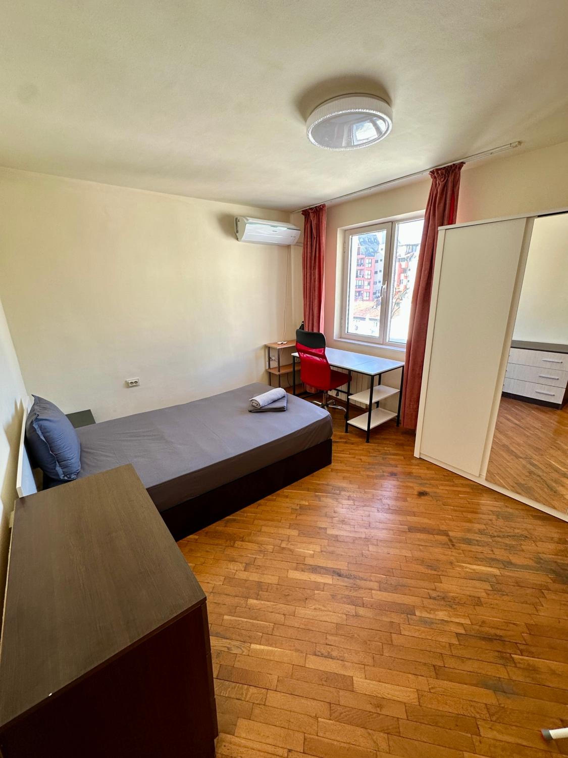 Central District 3 Bedroom Place