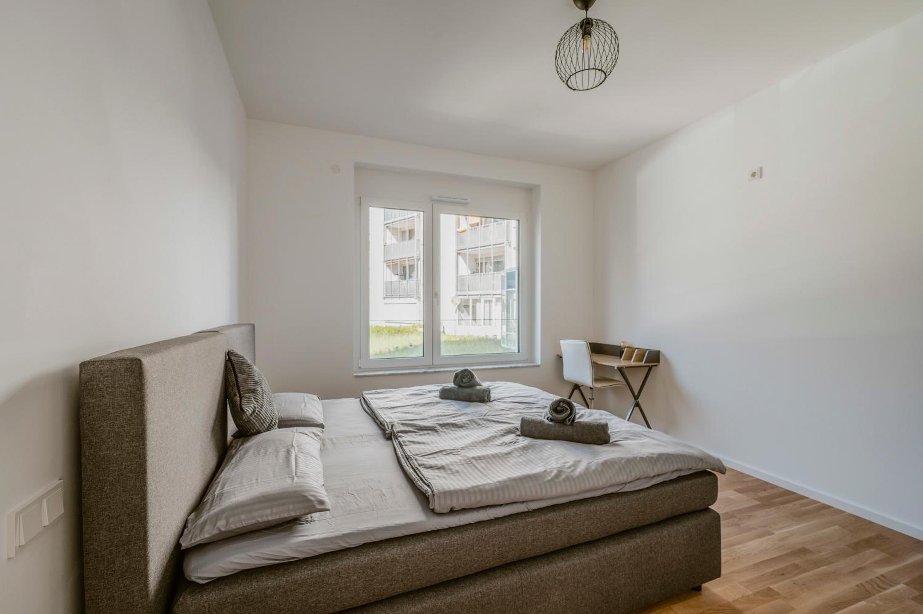 EXQUIS Luxus 2BR Apartment ETRO I Balcony I Family-friendly I Mercedes I Home Office
