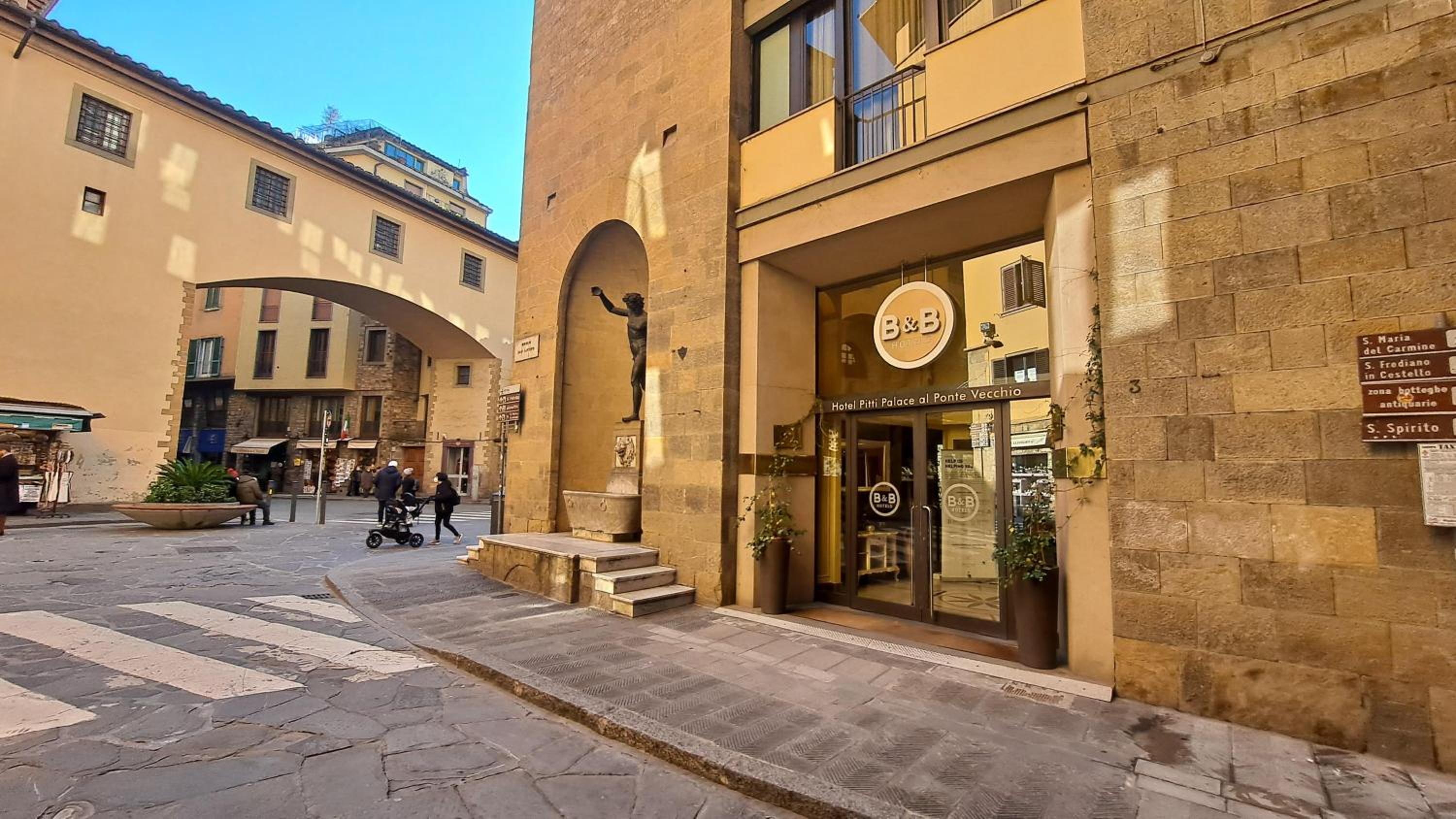 B&B Hotel Firenze Pitti Palace al Ponte Vecchio-0