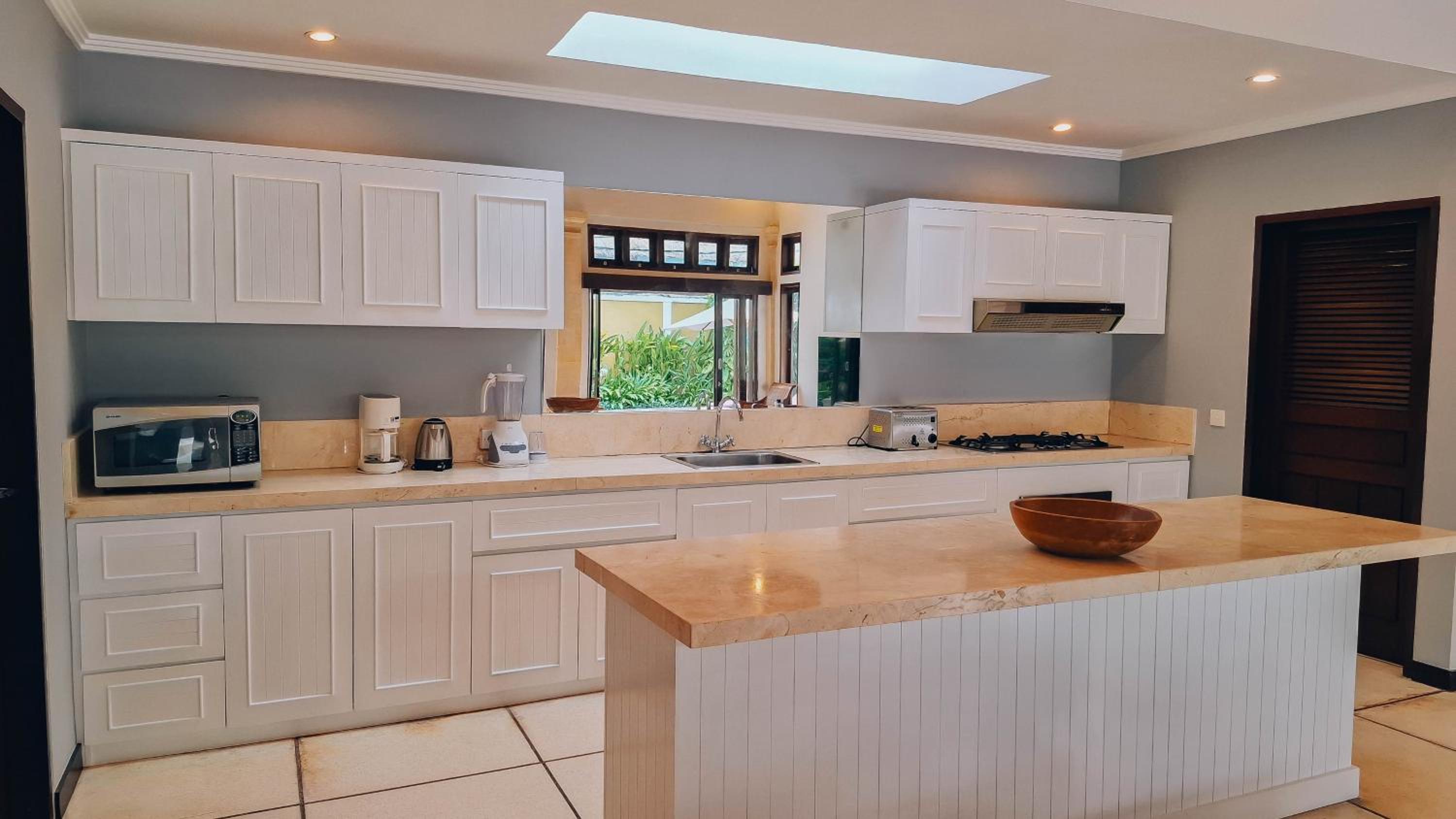 Villa Gembira Managed by Villa Bugis view 5
