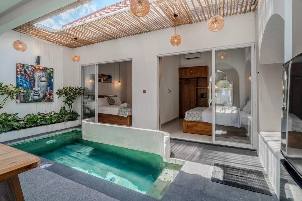 Villa Baron Brand New 2-BR in Kerobokan, Bali view 4