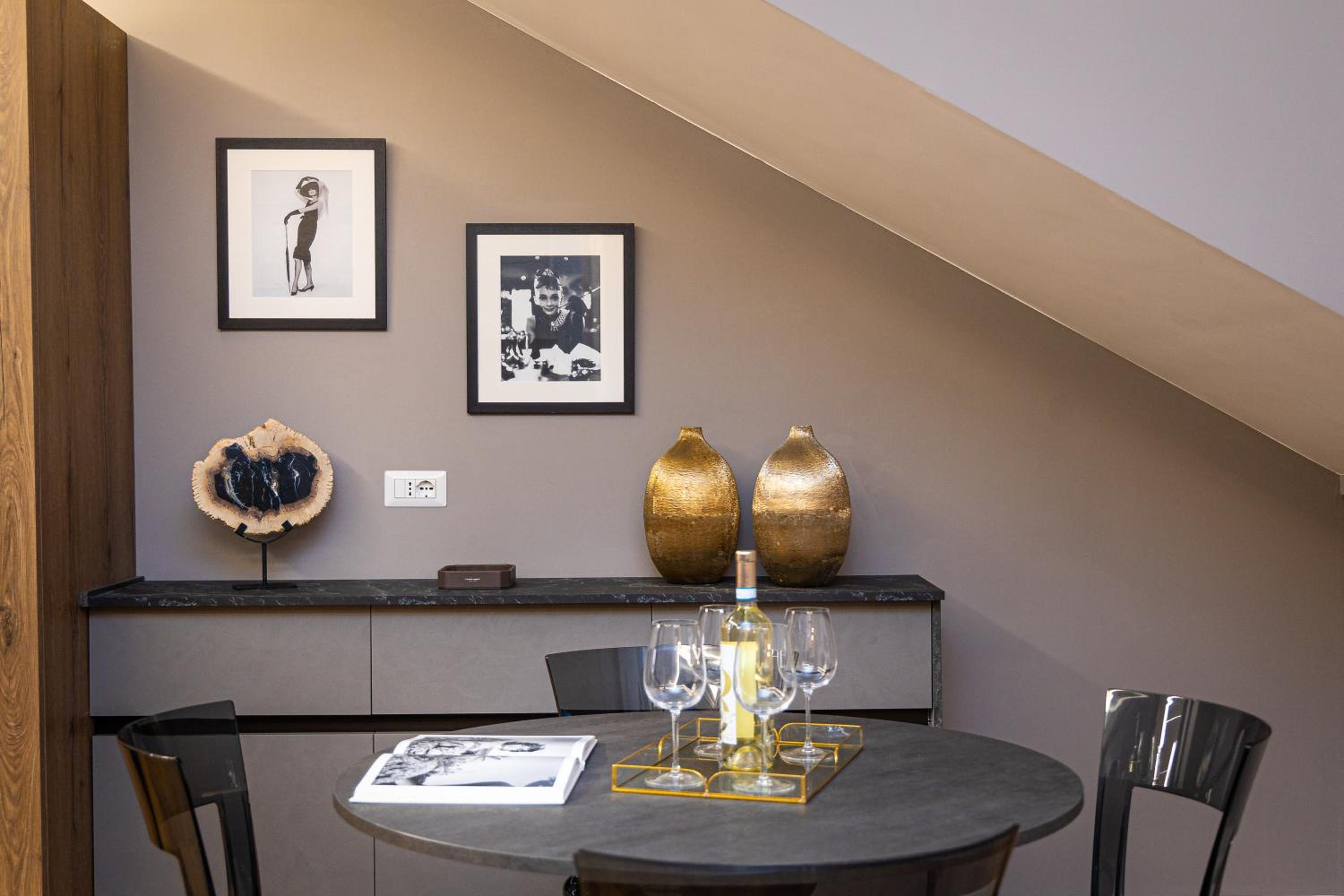 Amazing 3-Bedrooms Pantheon