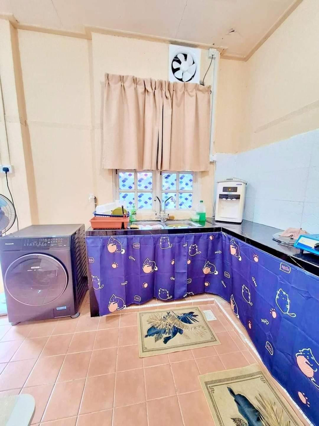 Homestay Bourgenvilla Sura tengah Dungun Terengganu