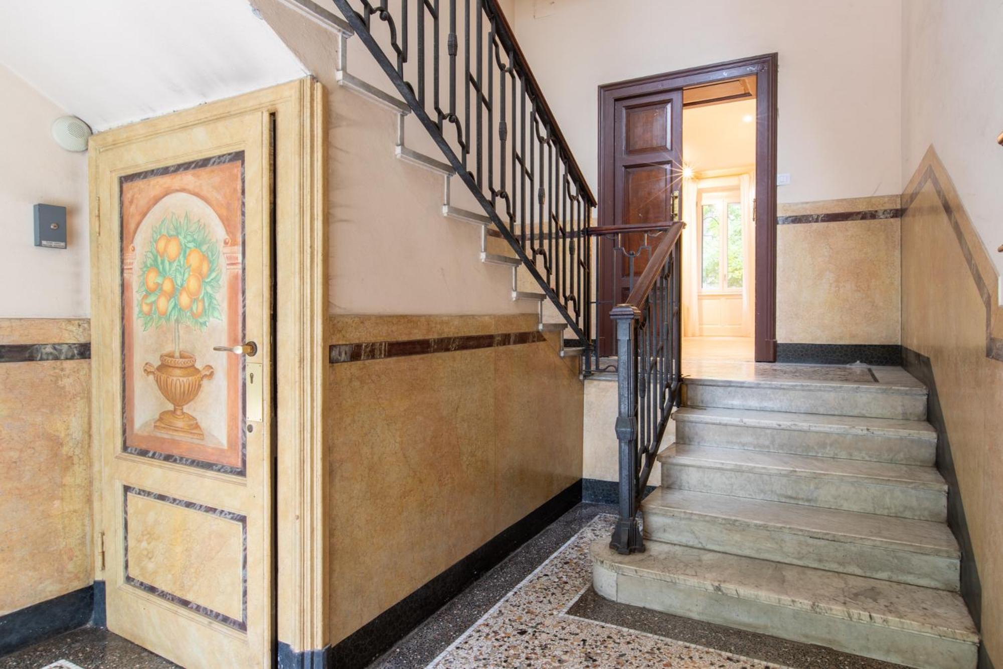 Daplace - Albini Apartment