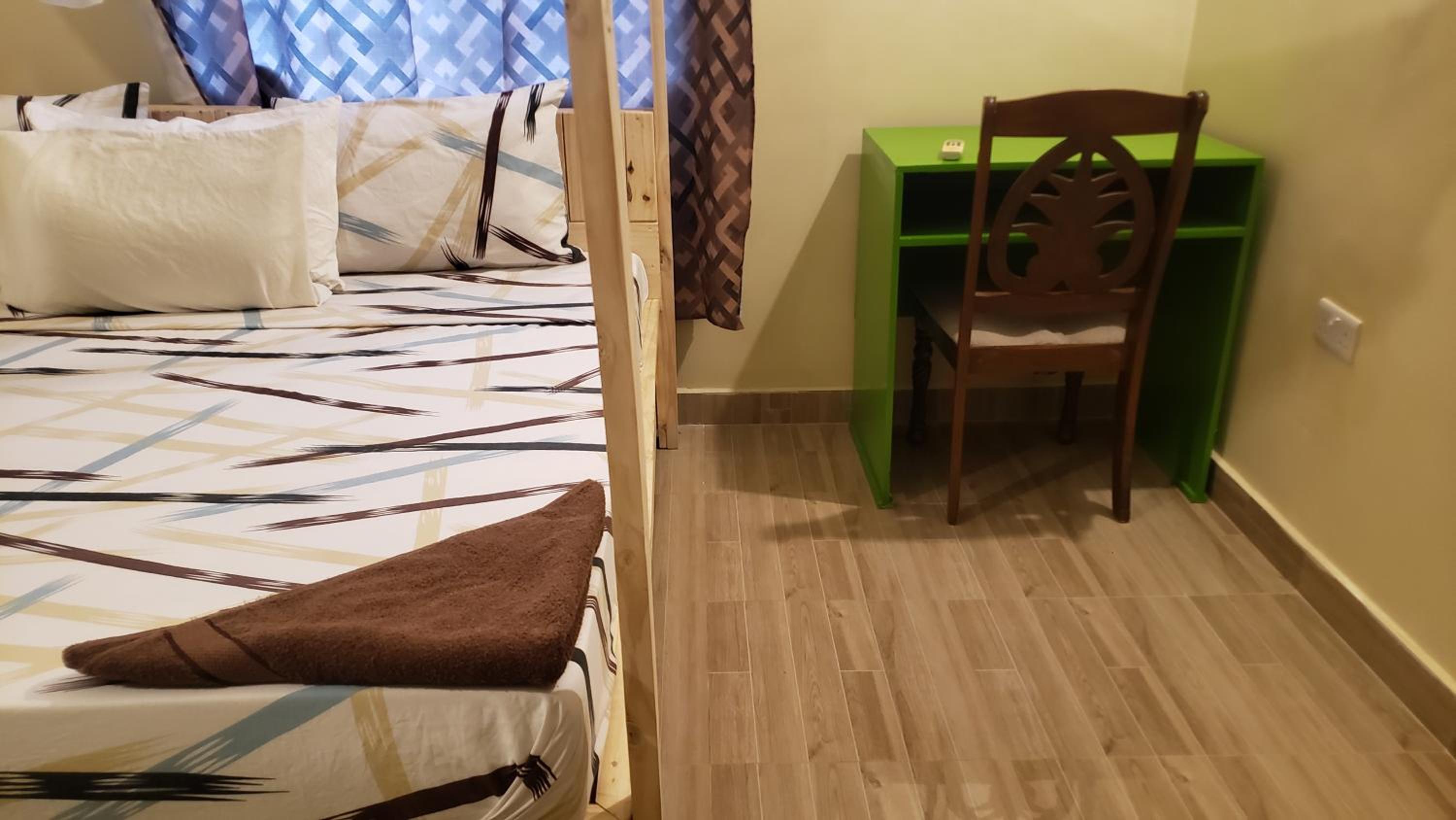 L&j modern backpackers BnB