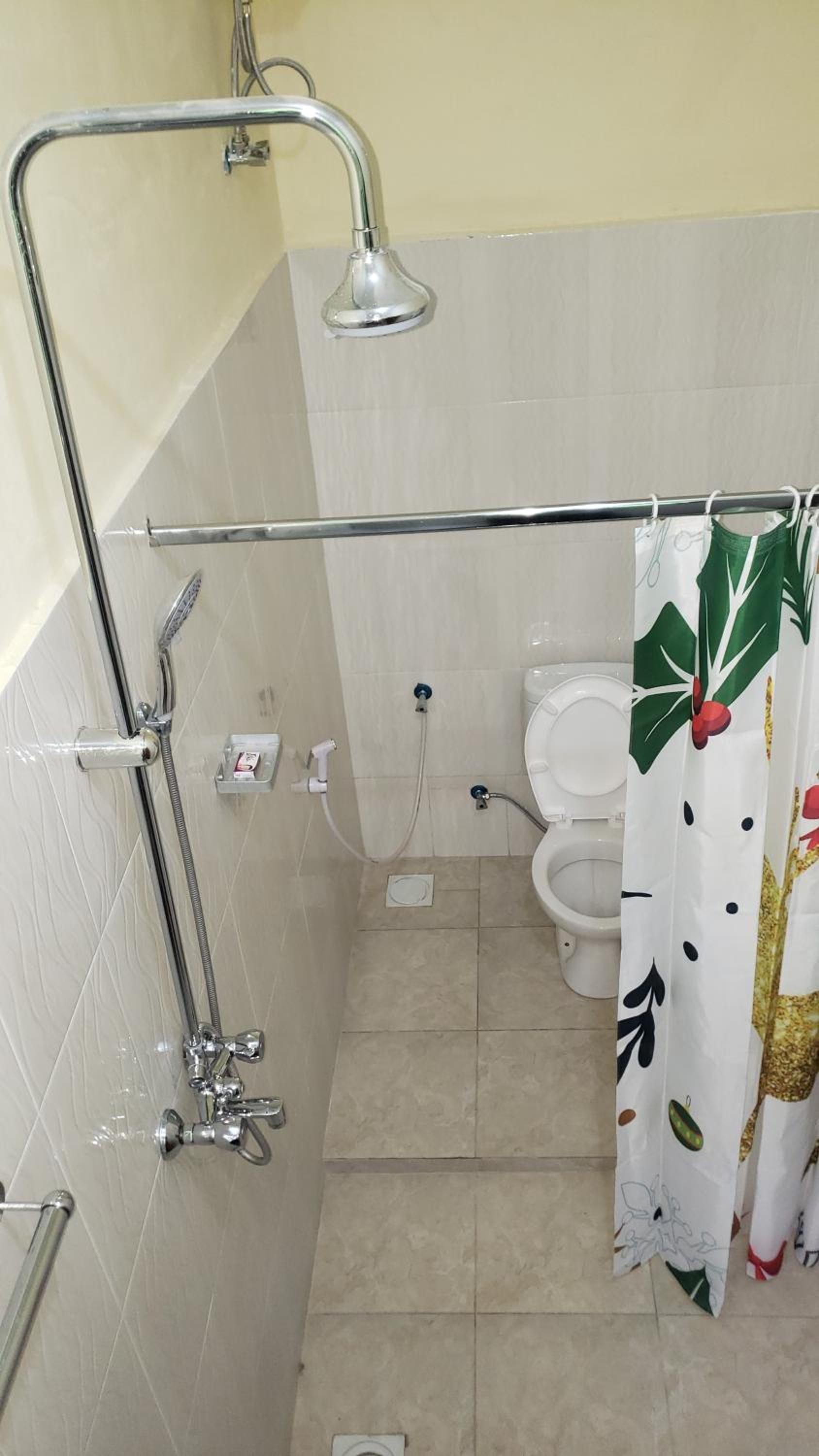 L&j modern backpackers BnB