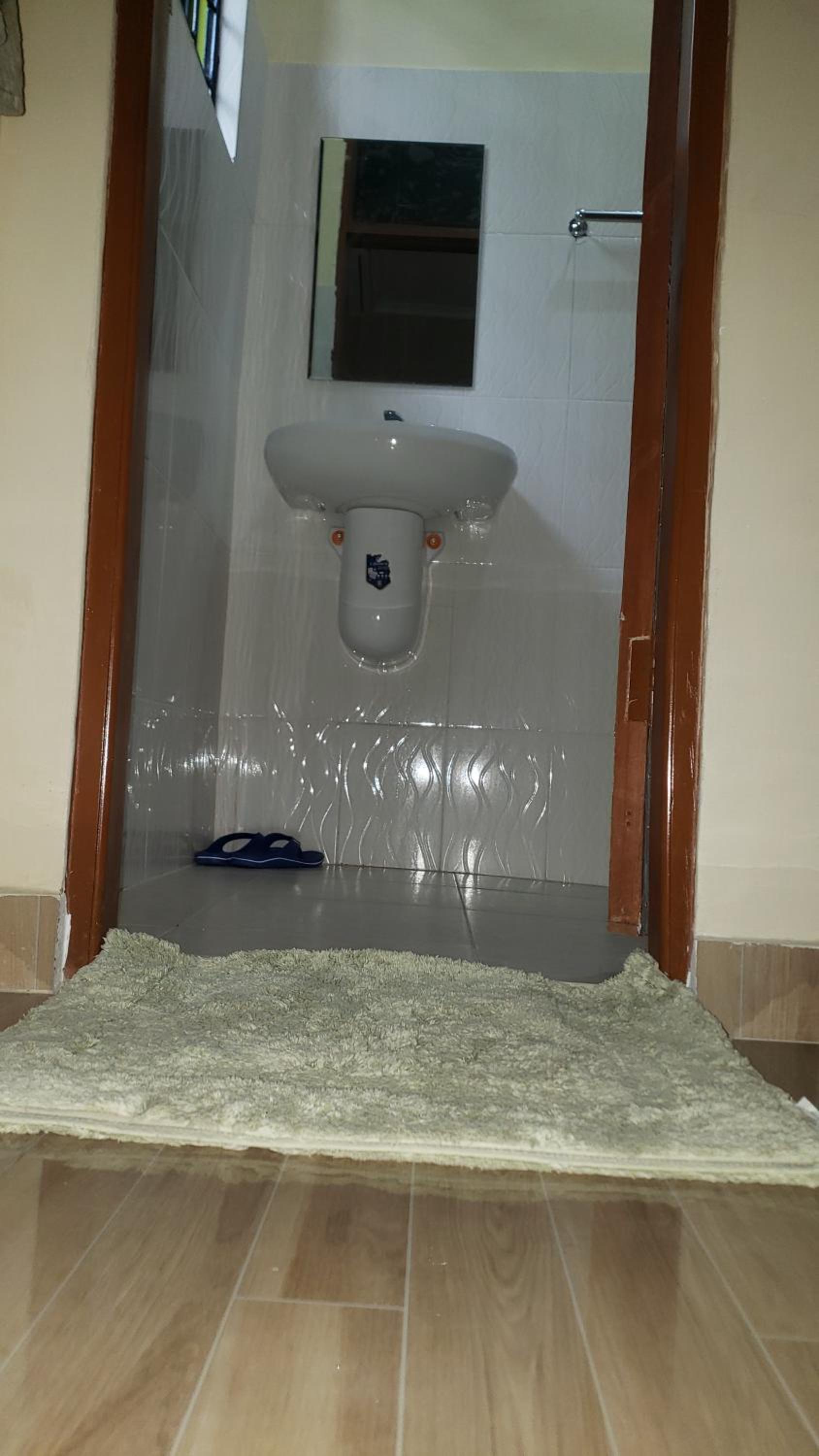 L&j modern backpackers BnB
