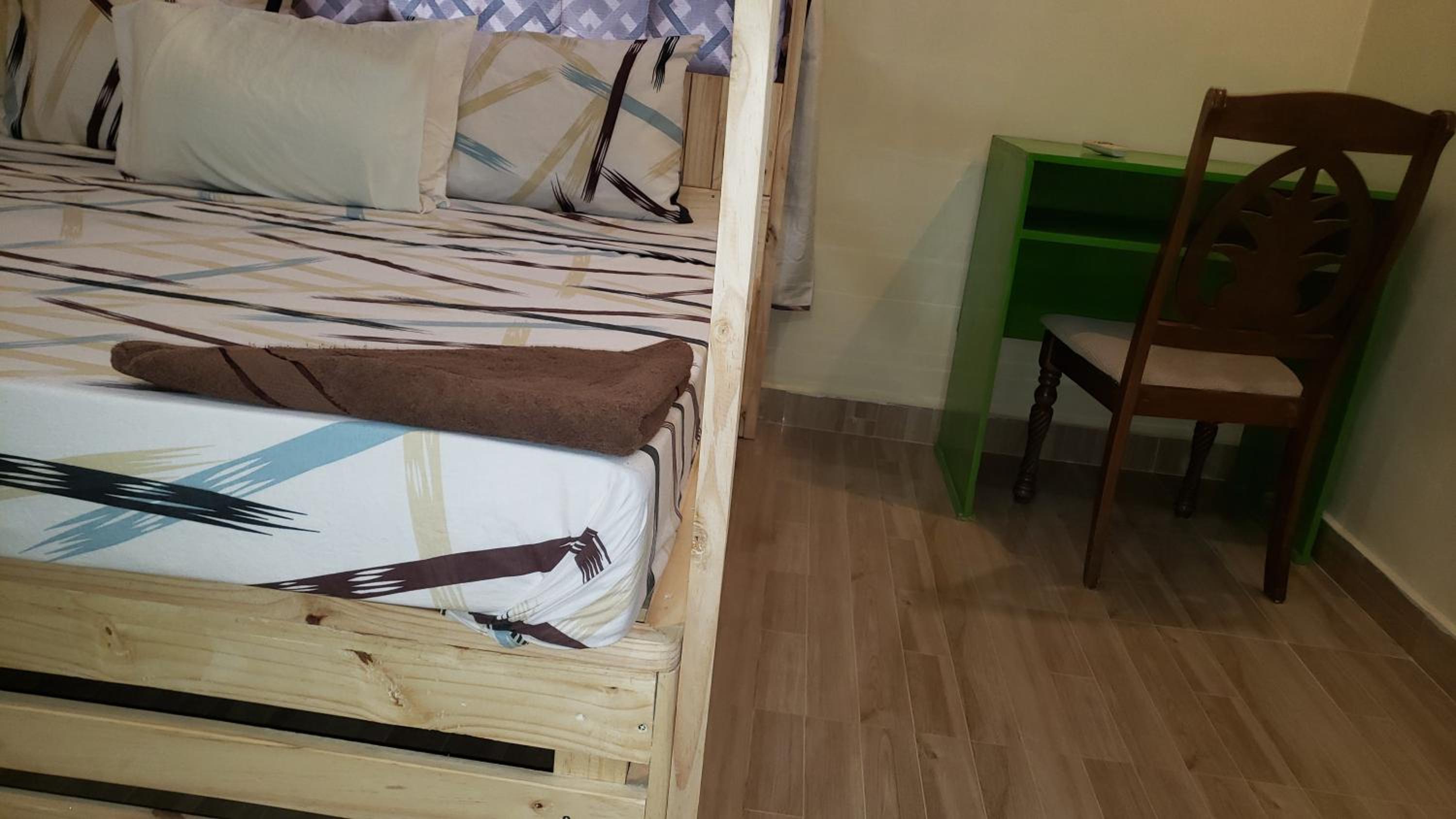 L&j modern backpackers BnB