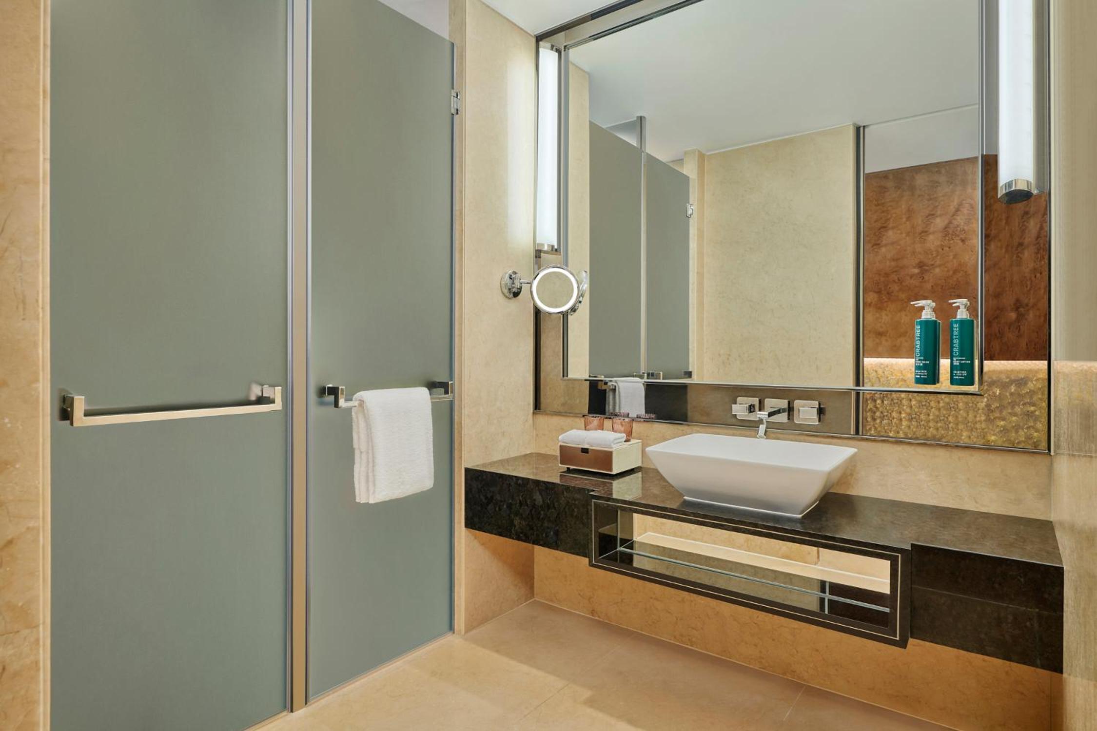 Hilton Guangzhou Tianhe 108