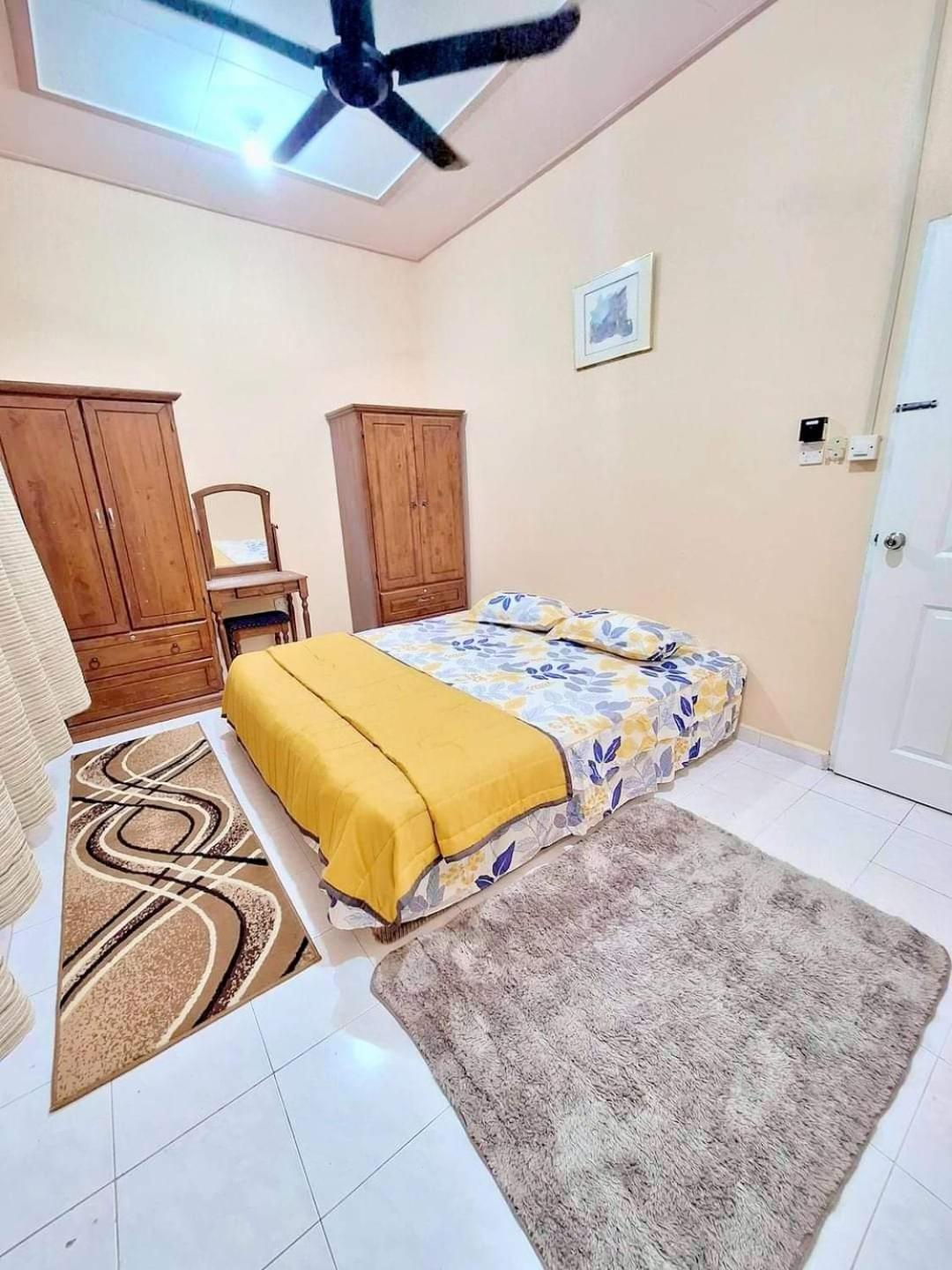 Homestay Bourgenvilla Sura tengah Dungun Terengganu