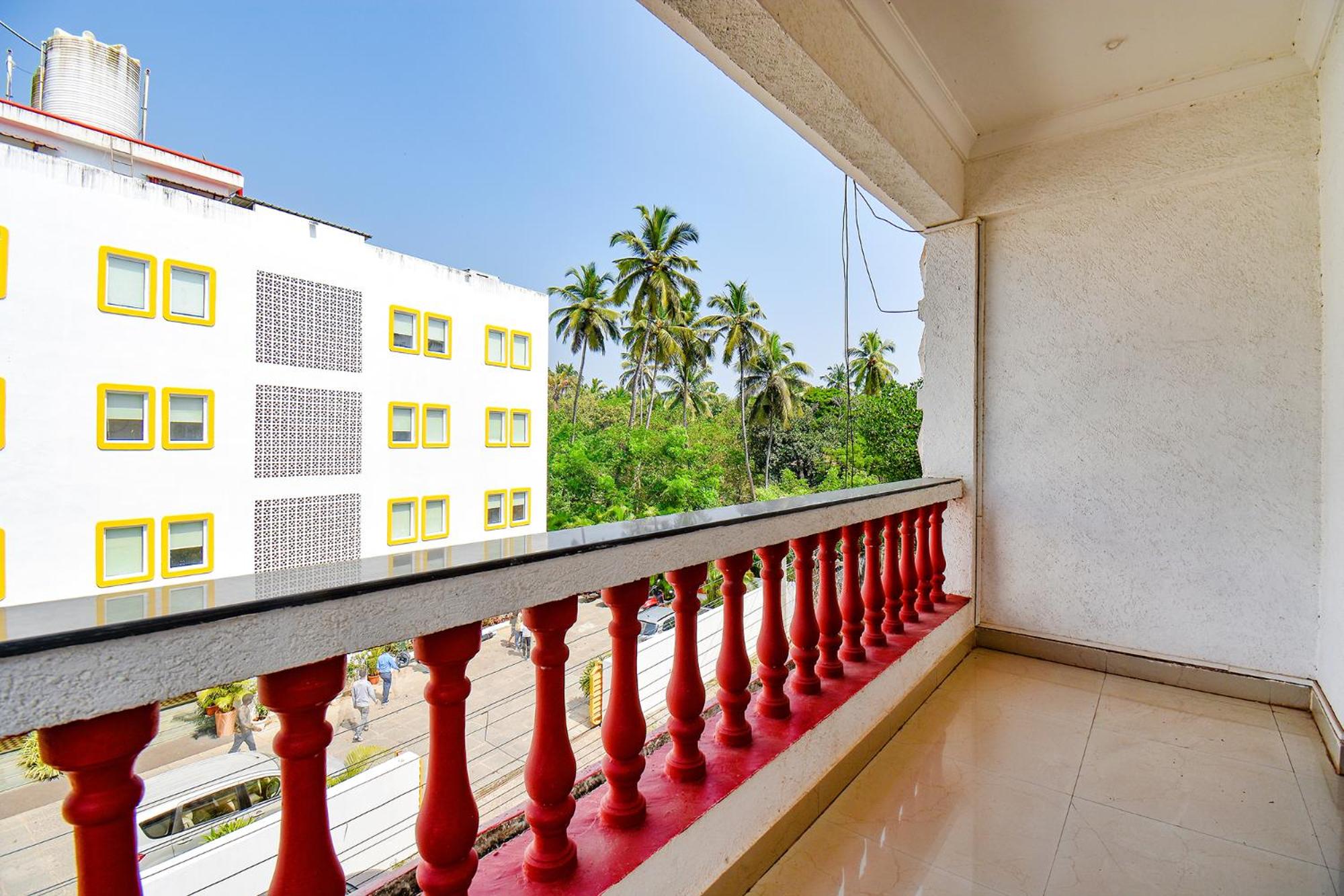 FabHotel Casa Montana