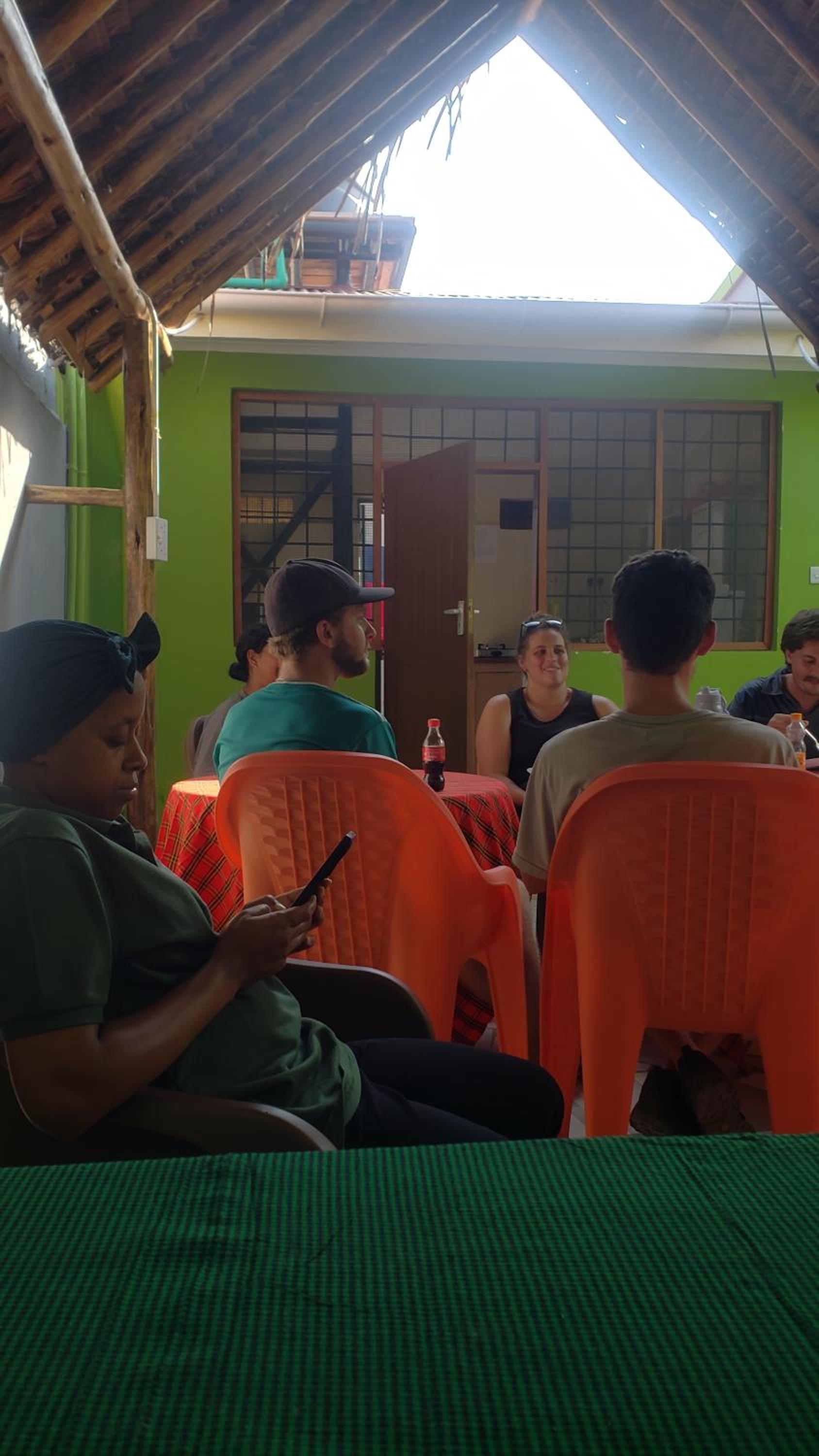 L&j modern backpackers BnB