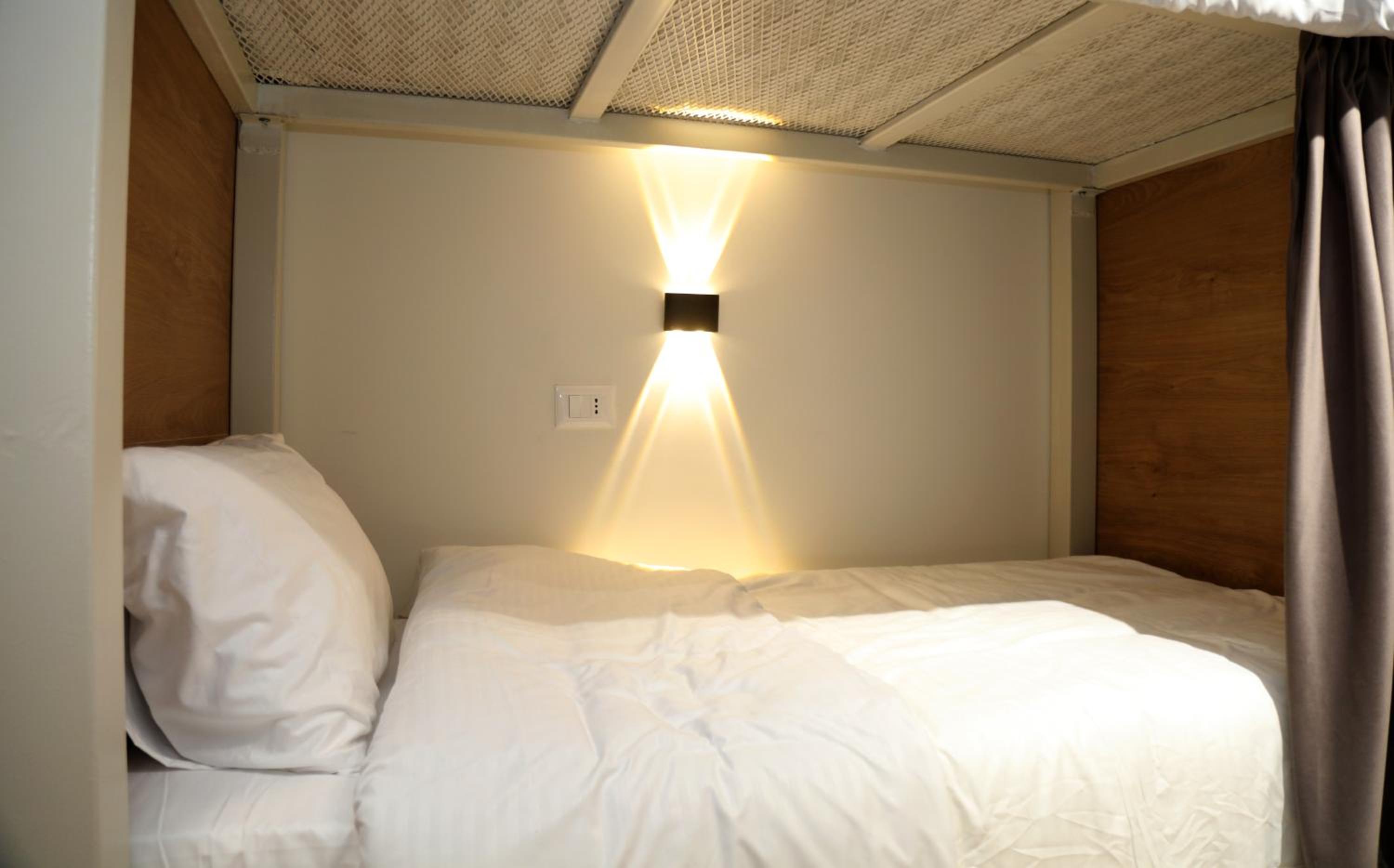 Serenitas Apartments & Hostel