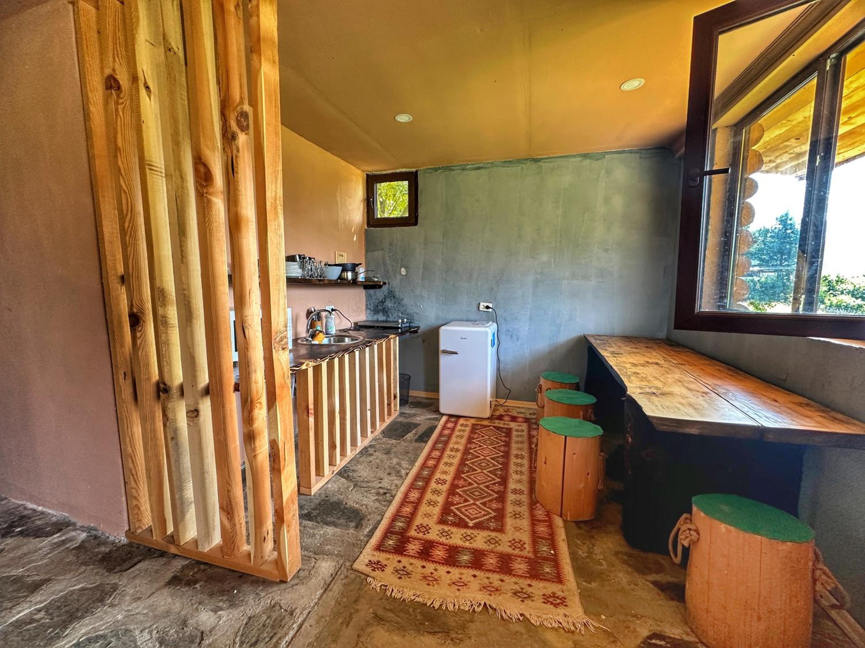 Heshkili Cottage N1 view 2