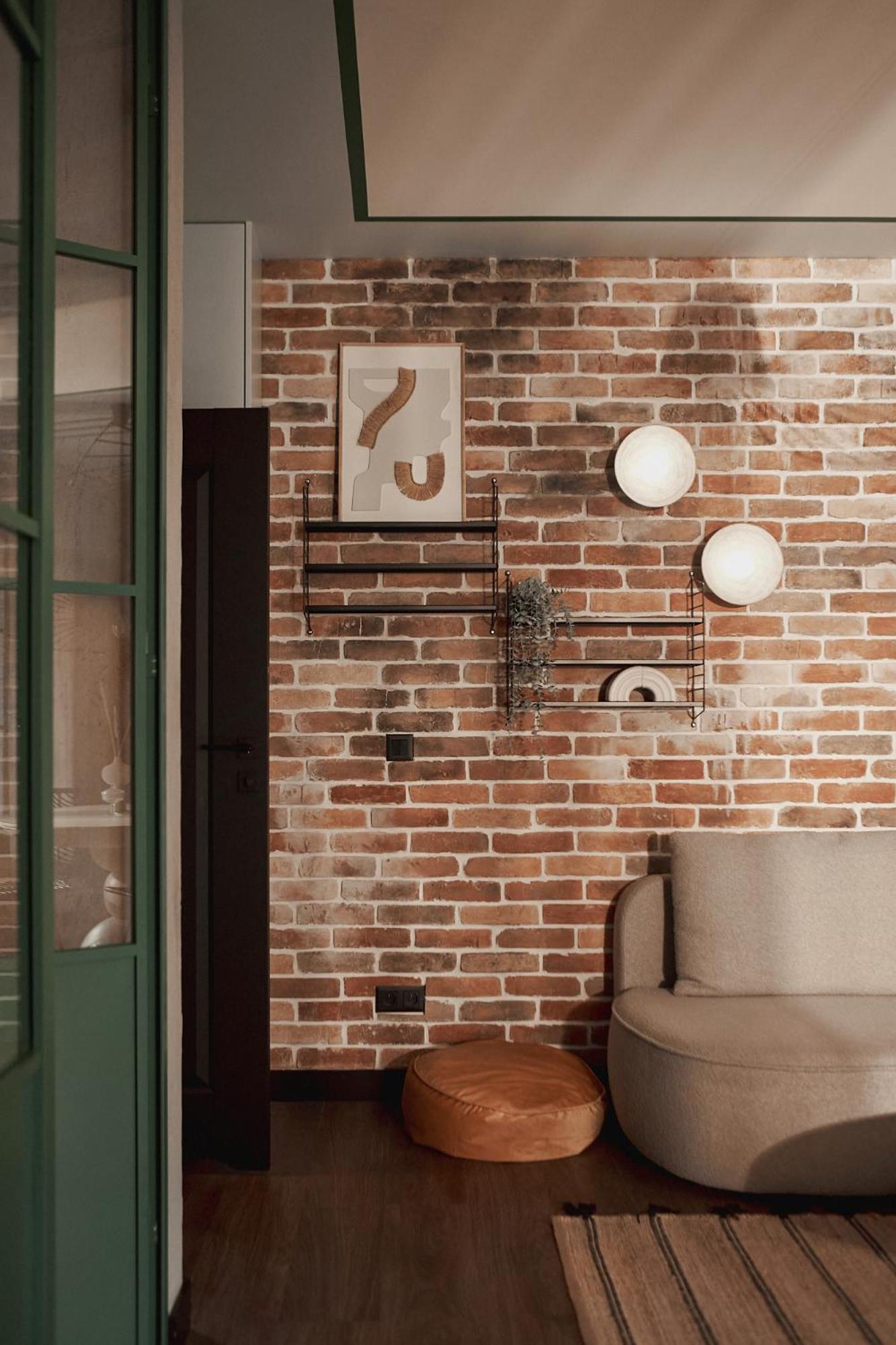 DOKI Living - Foodhall & Parking by Downtown Apartments