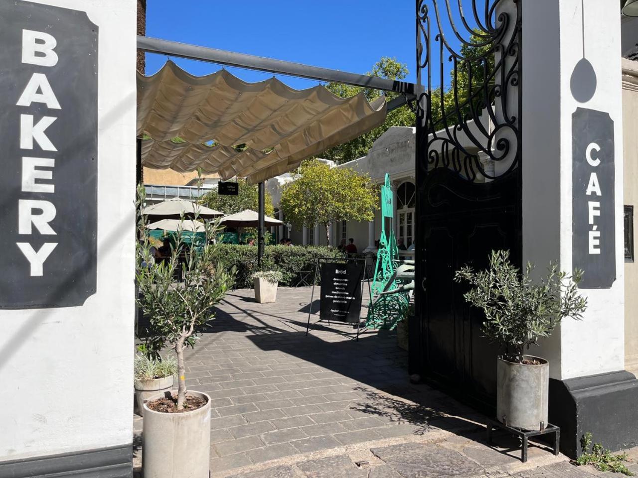 Departamento acogedor en el corazón de Mendoza-Con Cochera