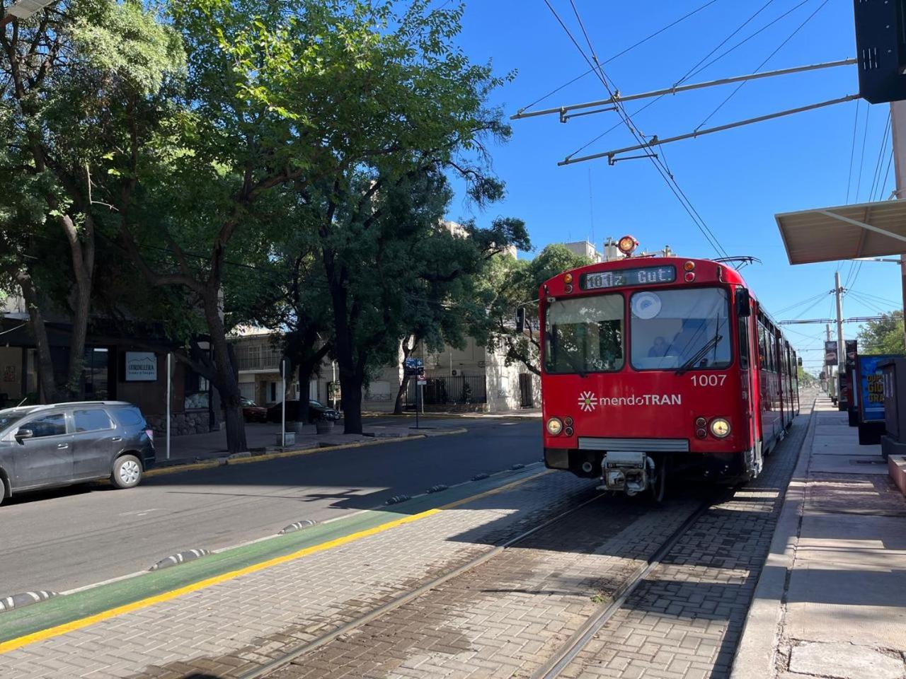 Departamento acogedor en el corazón de Mendoza-Con Cochera