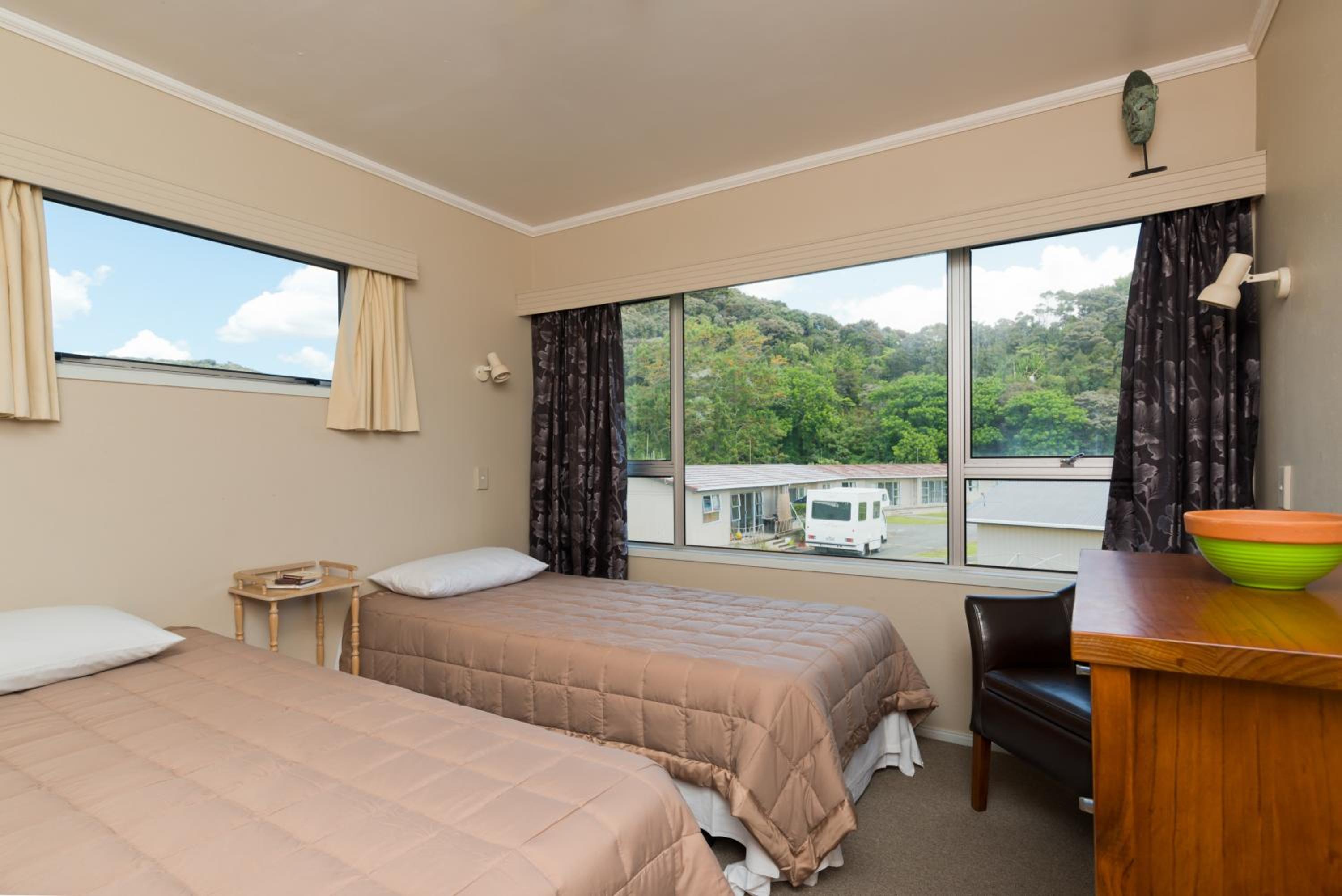 Waitangi Beach House