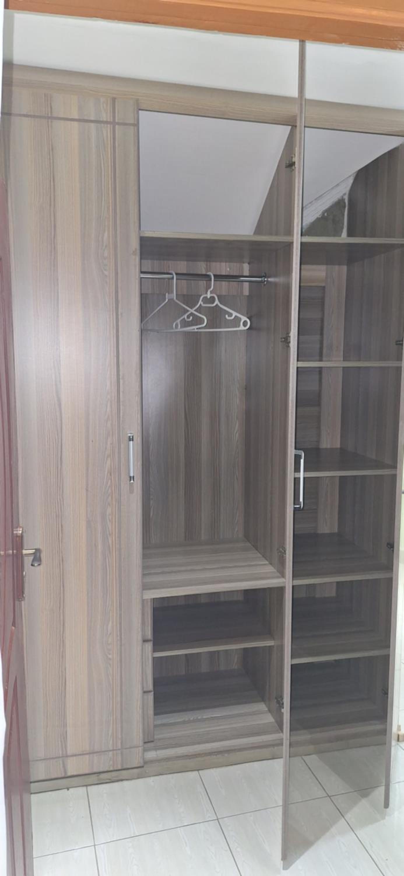 Zedek Suite 202 view 4