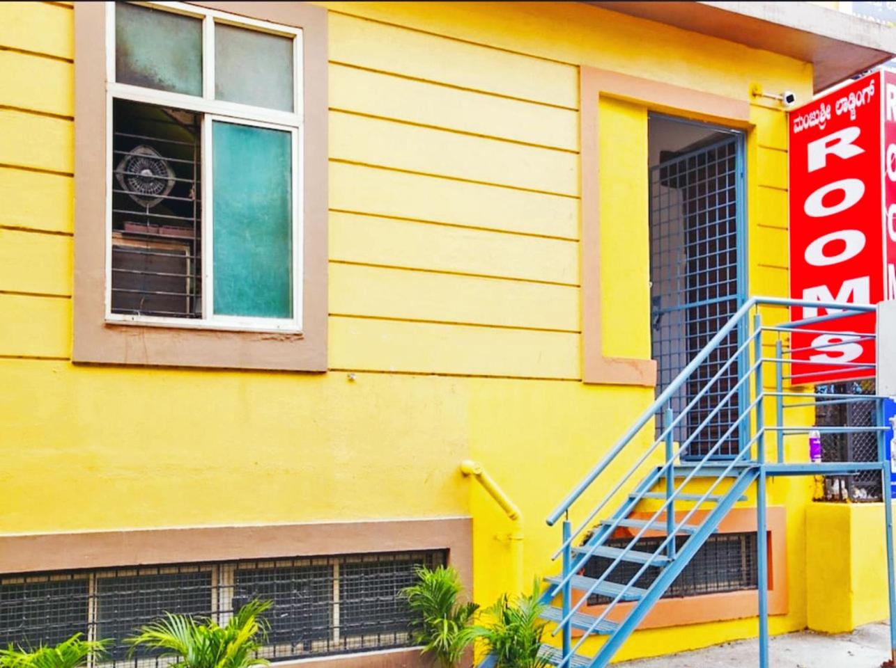 Manjushree Boarding and Lodging