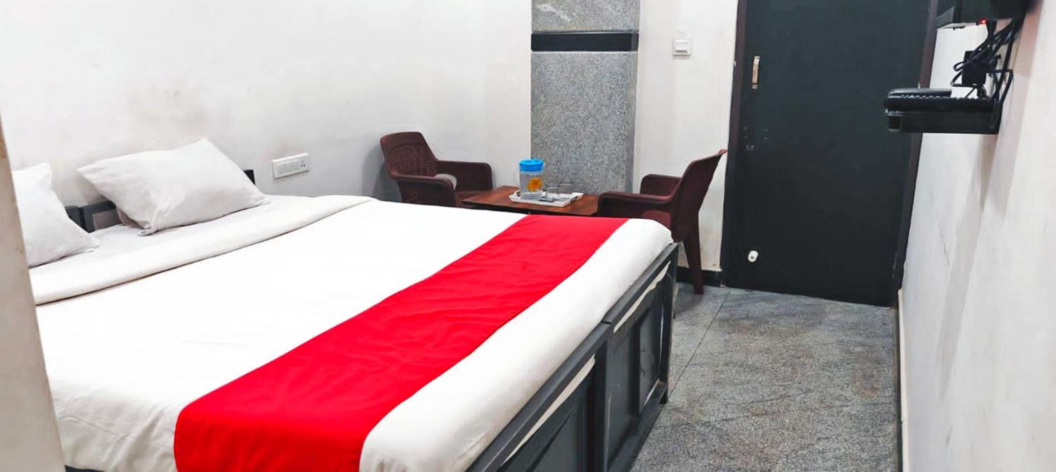 Manjushree Boarding and Lodging