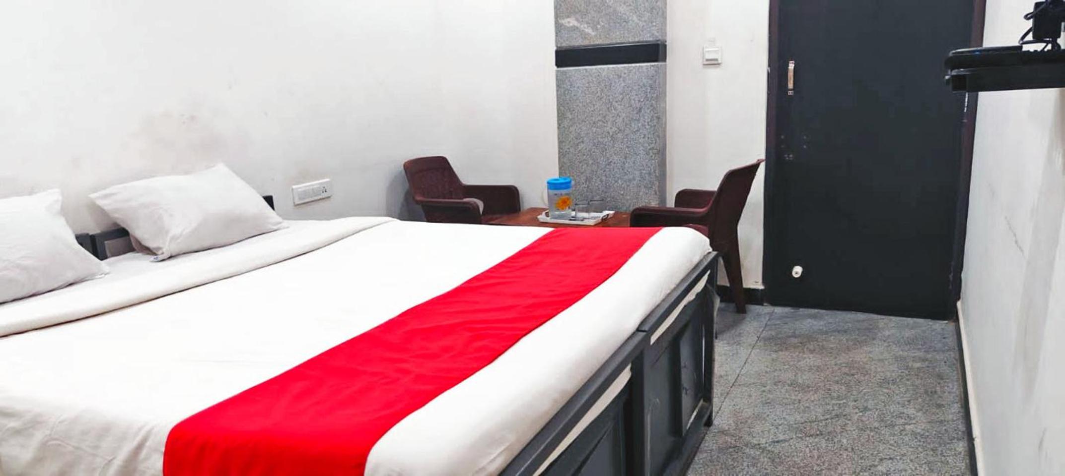 Manjushree Boarding and Lodging