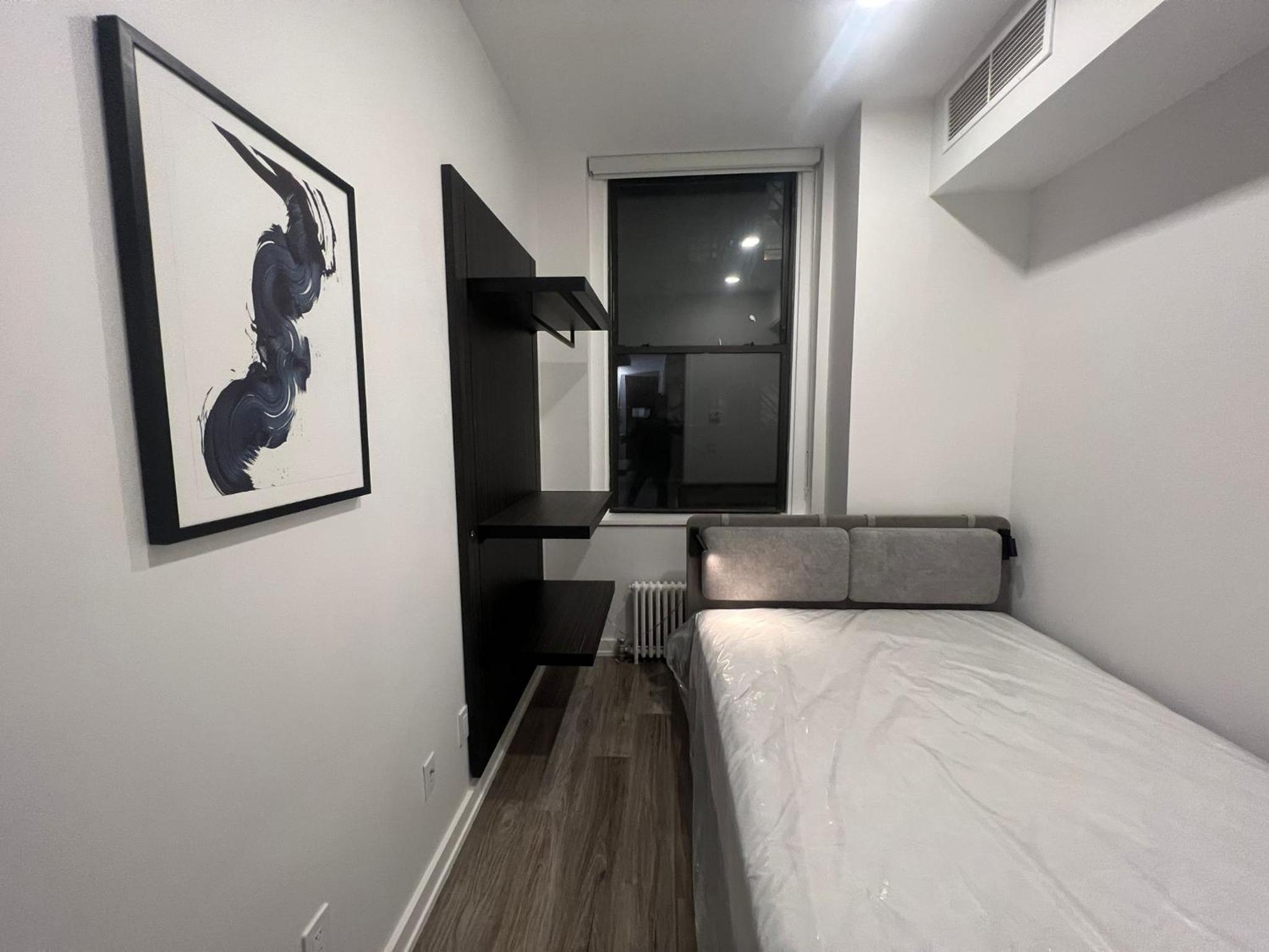 Luxury 2 BD unit in Financial District