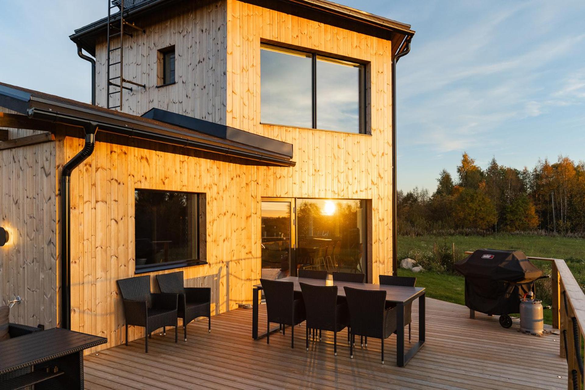 Ilmatar Airplane Lodge