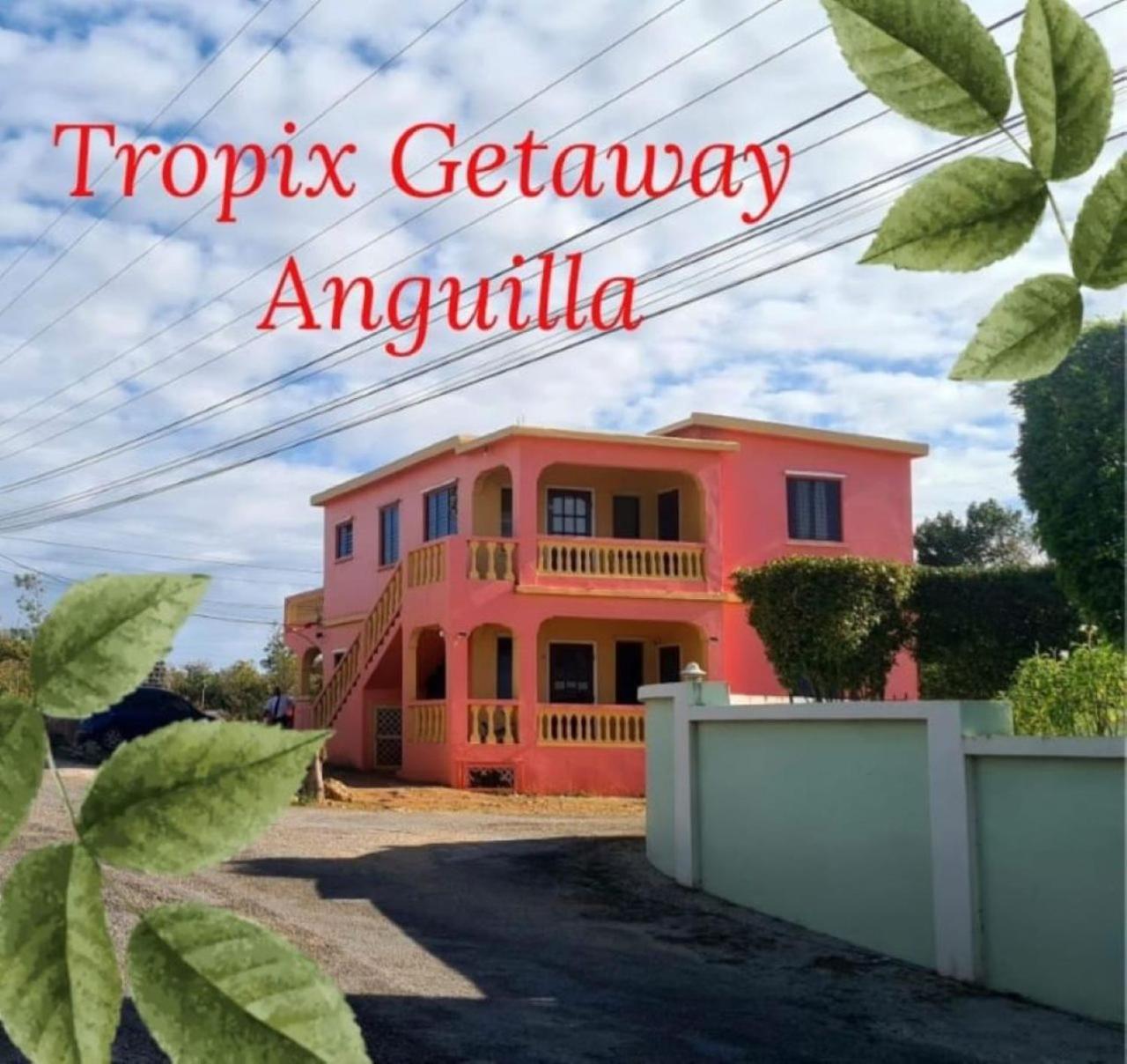 Tropix Getaway - Rental Car Available