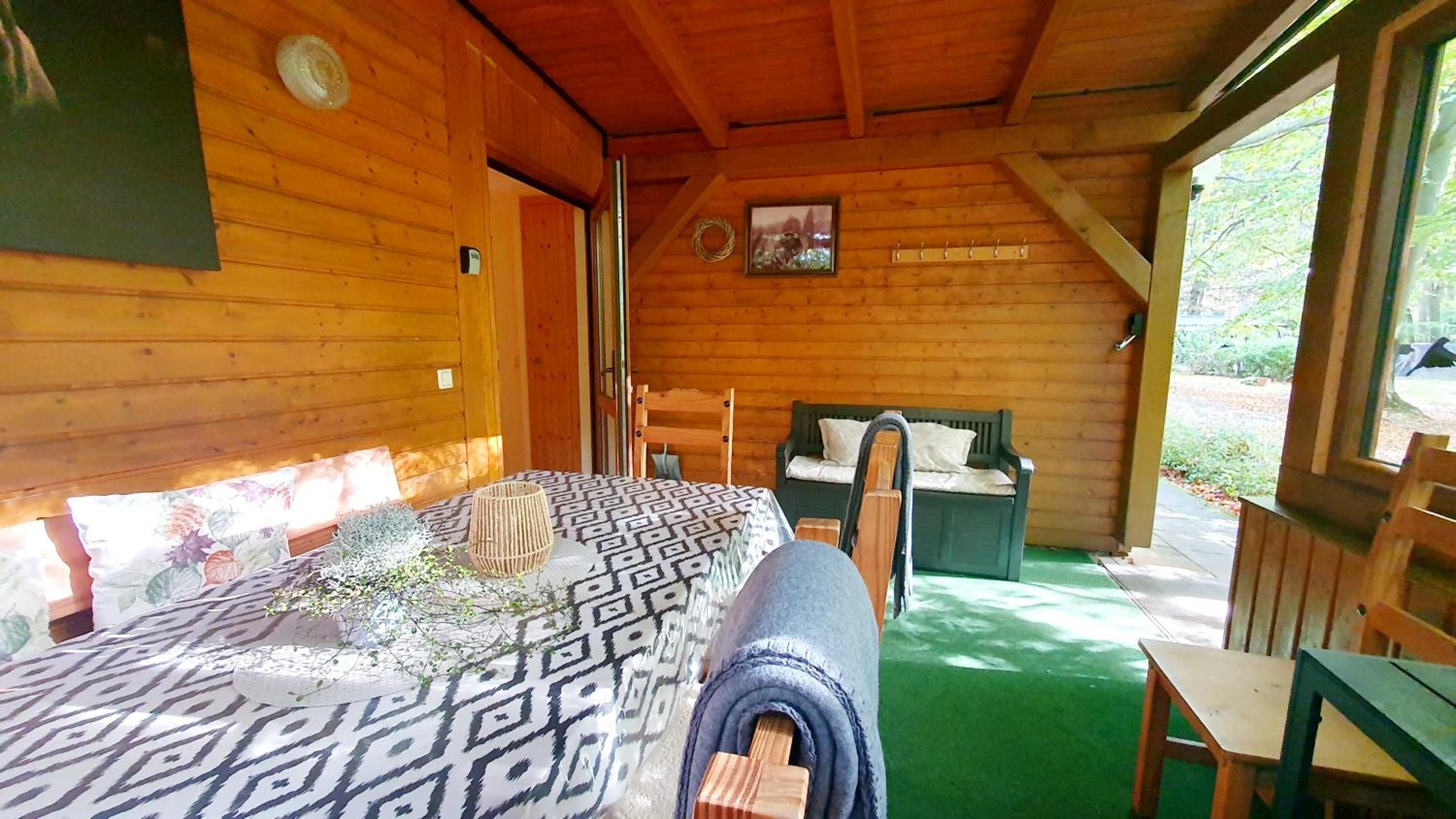Ferienhaus Bucheneck perfekt für Familien & größere Gruppen im Seenland Lausitz