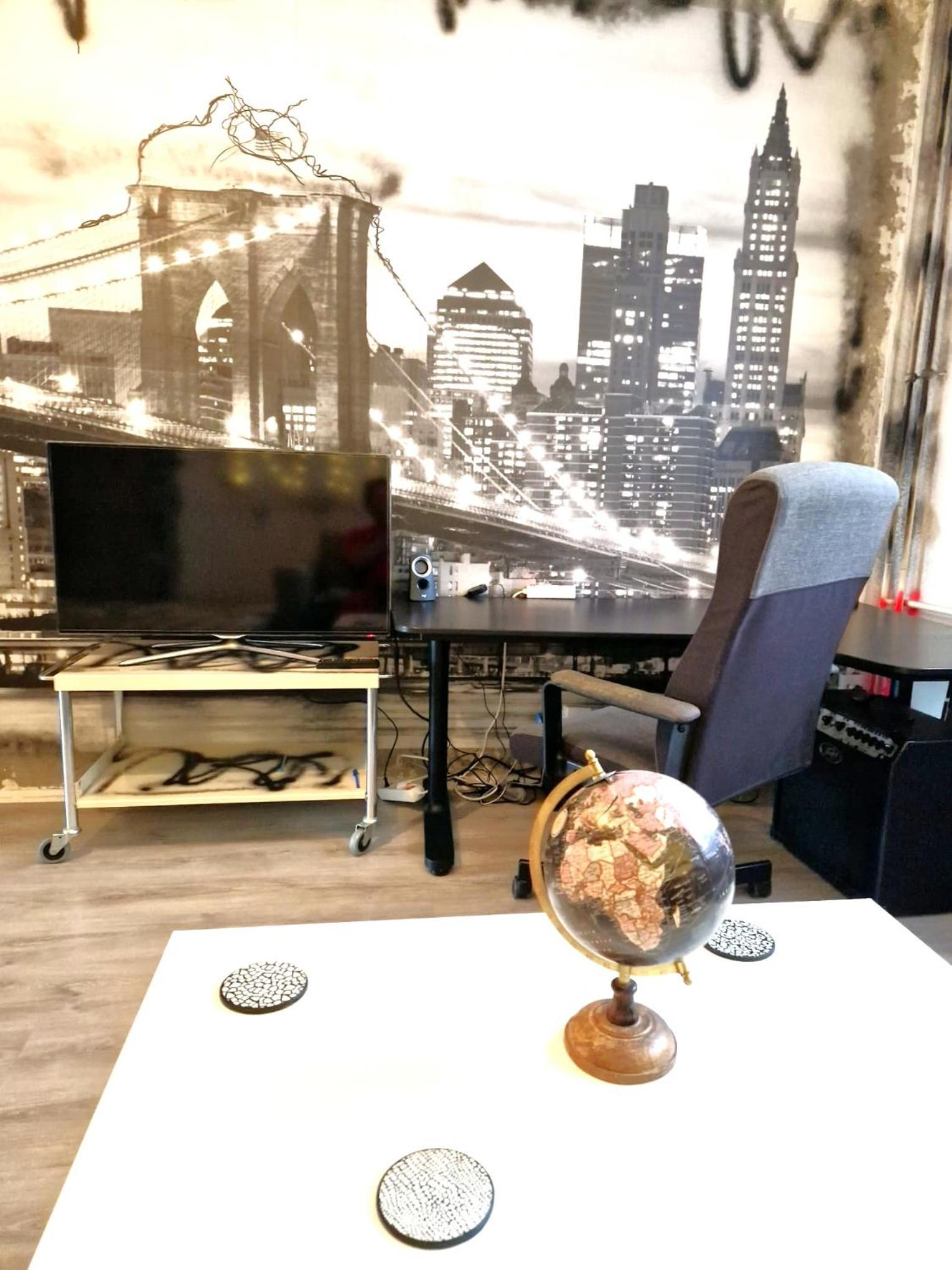 Apartment with 2 Rooms max 6 Persons 12 min Bus till Citycenter