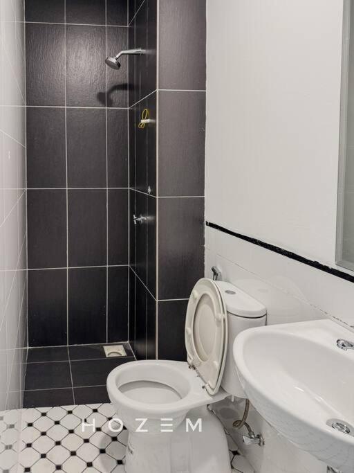 5BR7B Hozem KL0202 Party House Cheras photo 8
