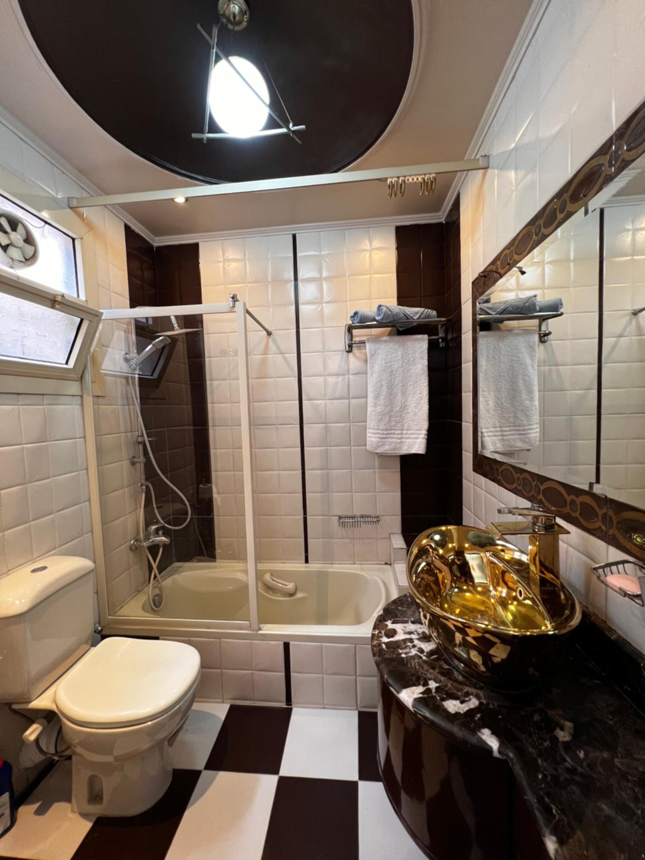 Luxury Nasr City Apartment Close to City Center and Shopping Malls