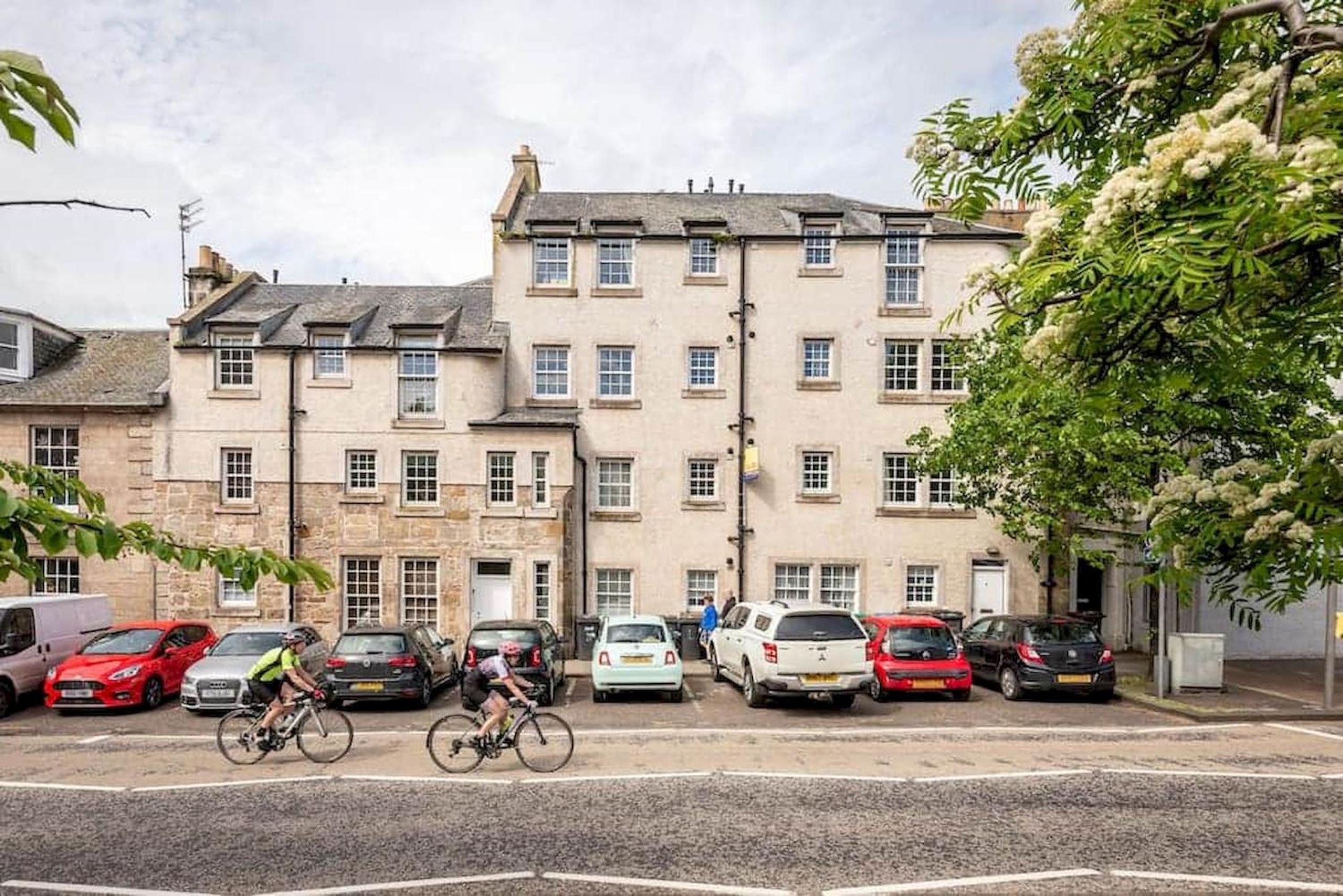 Abbey Street - No 6