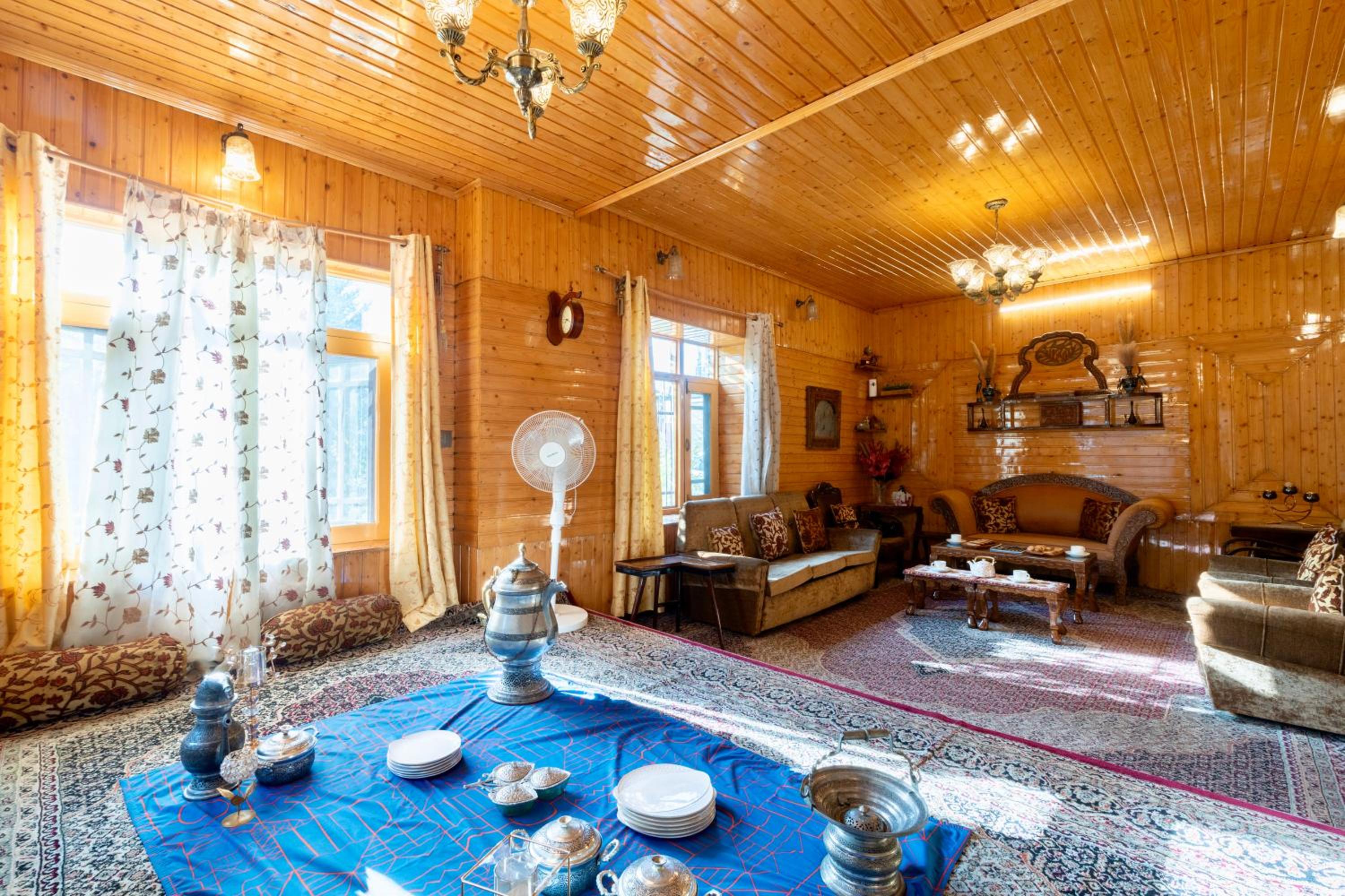 lounge