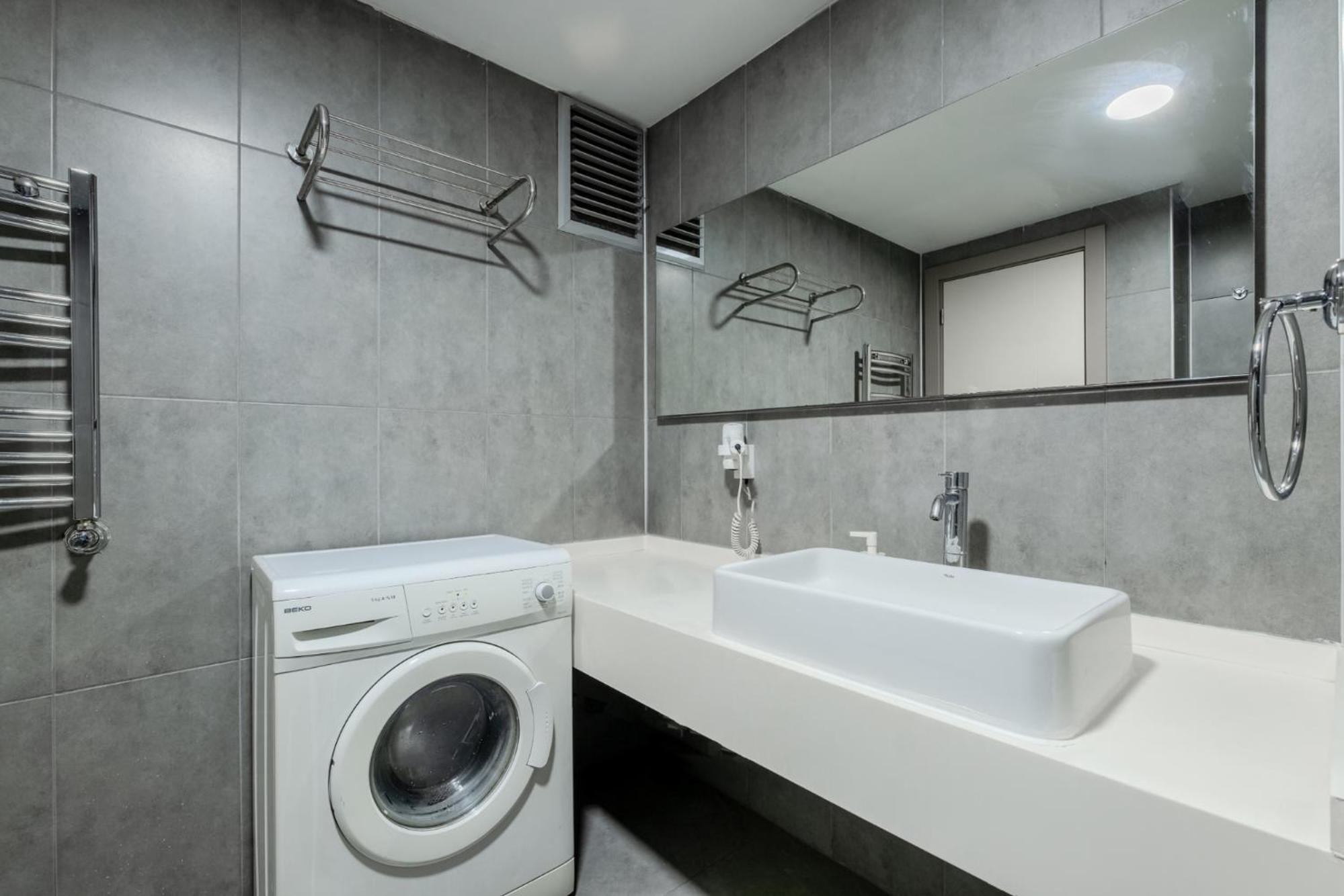 Prime Suites Apart and Residence